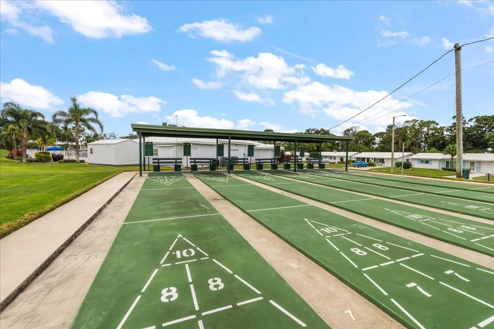 Property Slideshow image 36 of 44 | 14023 94th pl, Seminole, FL, 33776