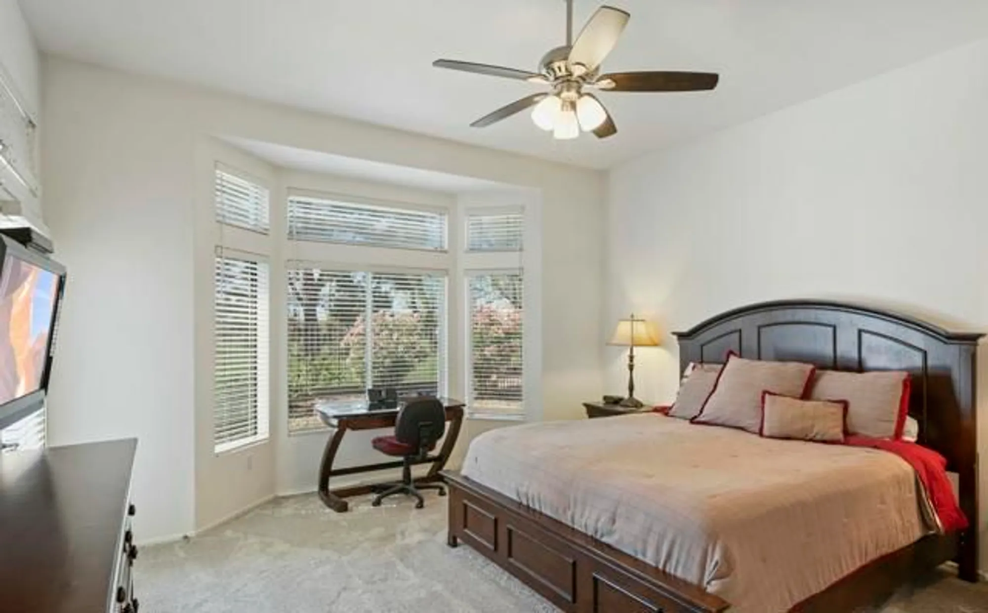 Property Slideshow image 18 of 38 | 38129 grand oaks ave, Palm Desert, CA, 92211