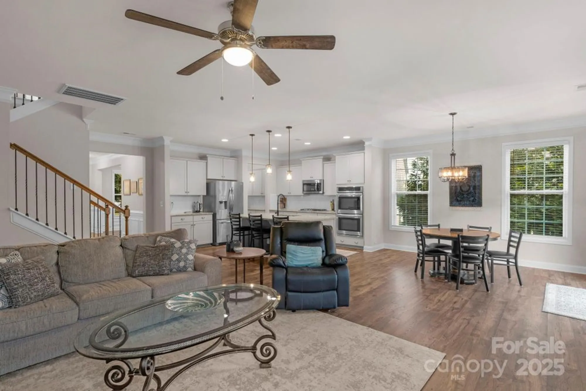 Property Slideshow image 23 of 48 | 236 robinwood ln, Lake Wylie, SC, 29710