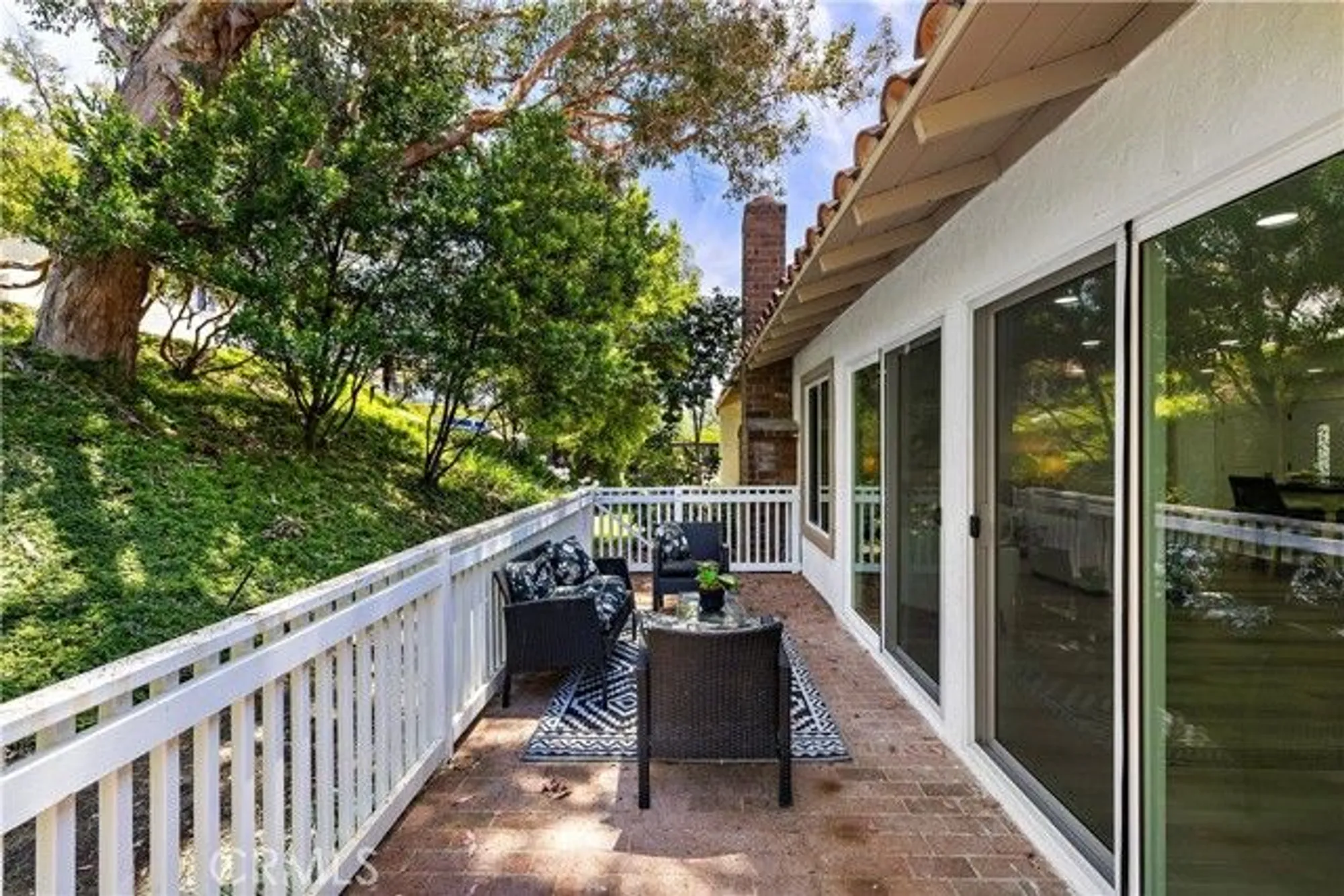 Property Slideshow image 19 of 43 | 23902 via lugones, Mission Viejo, CA, 92692