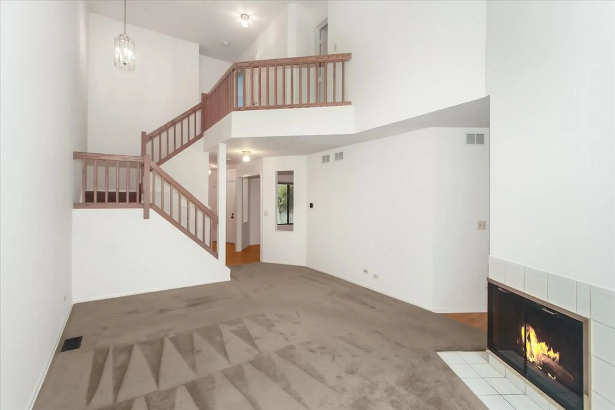 Property Slideshow image 6 of 32 | 928 longmeadow ct # 1016, Lake Barrington, IL, 60010