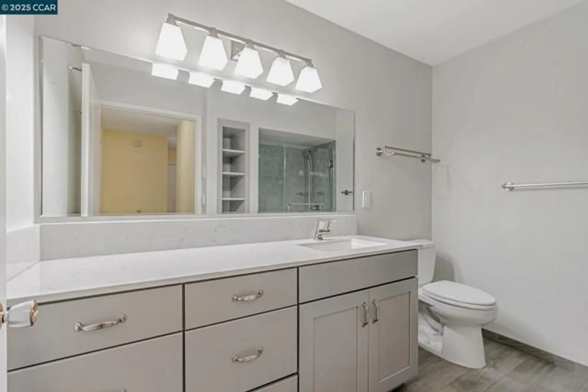 Property Slideshow image 23 of 30 | 1909 skycrest dr 2, Walnut Creek, CA, 94595