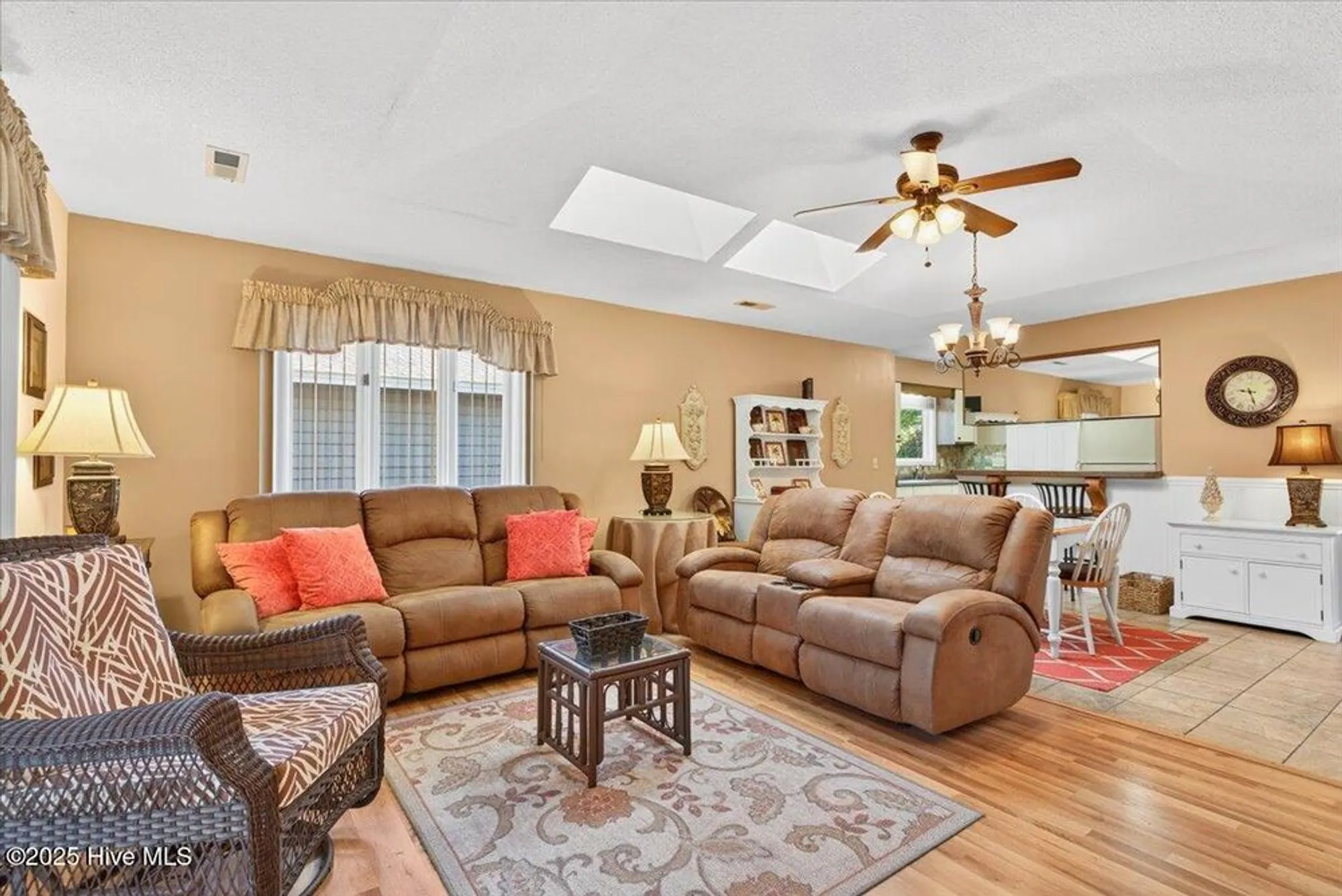 Property Slideshow image 10 of 52 | 520 fairway dr, Sunset Beach, NC, 28468