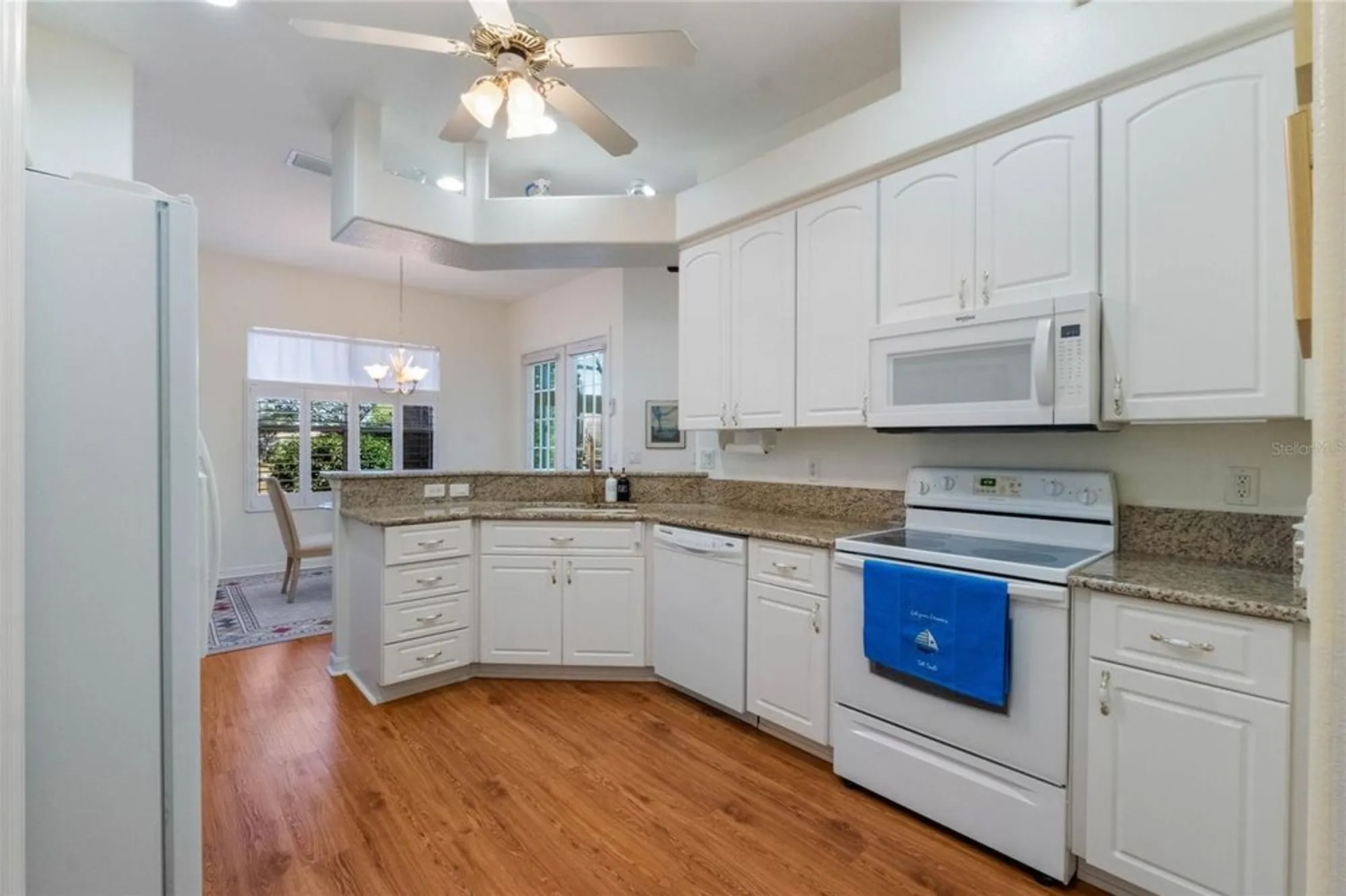 Property Slideshow image 12 of 65 | 5502 bounty cir, Tavares, FL, 32778