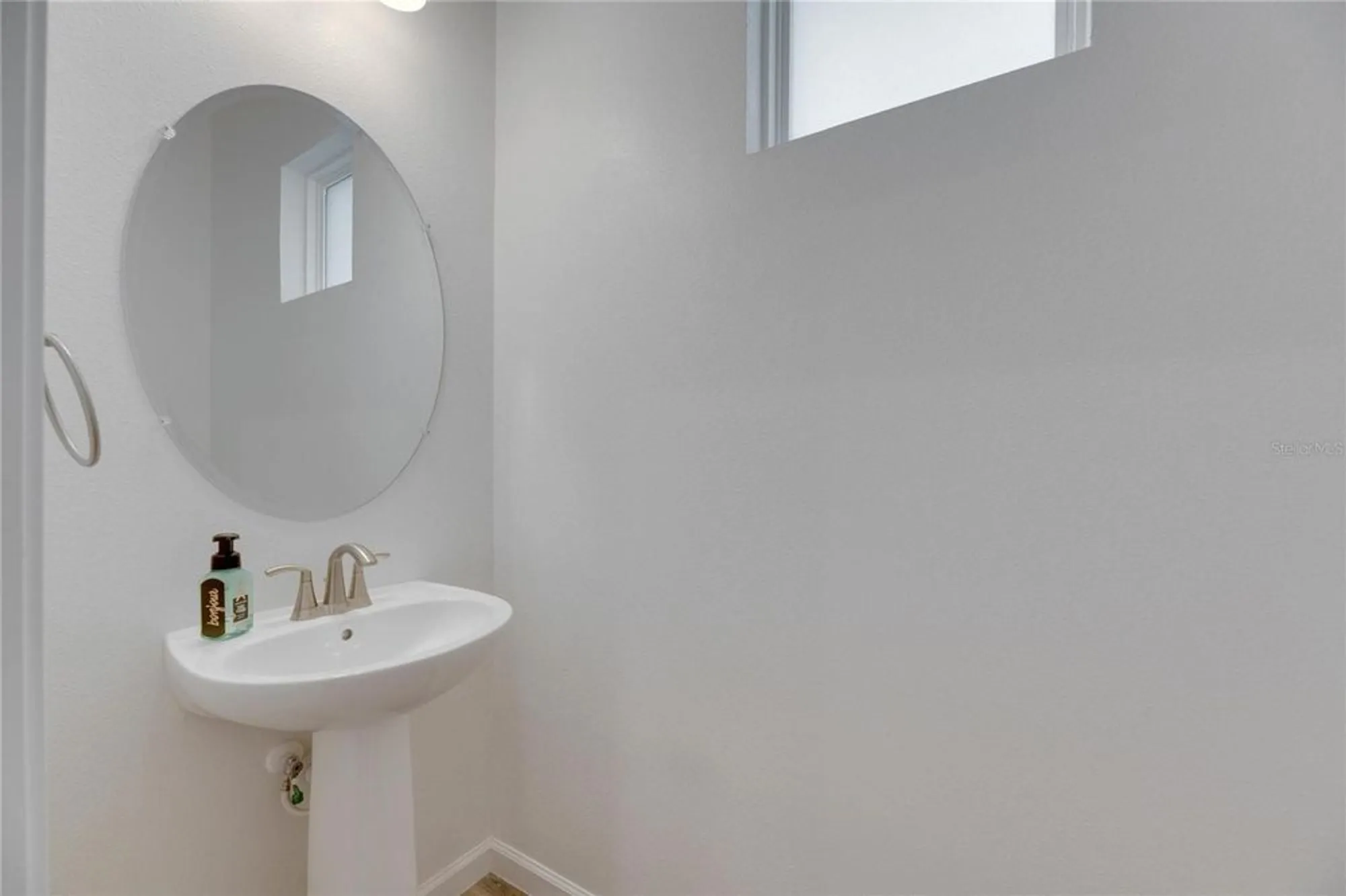 Property Slideshow image 10 of 87 | 407 sandsend ct, Apollo Beach, FL, 33572