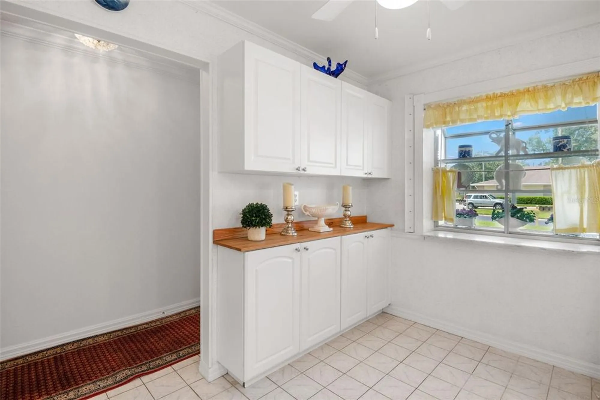 Property Slideshow image 26 of 61 | 1012 dunrobin dr d, Palm Harbor, FL, 34684