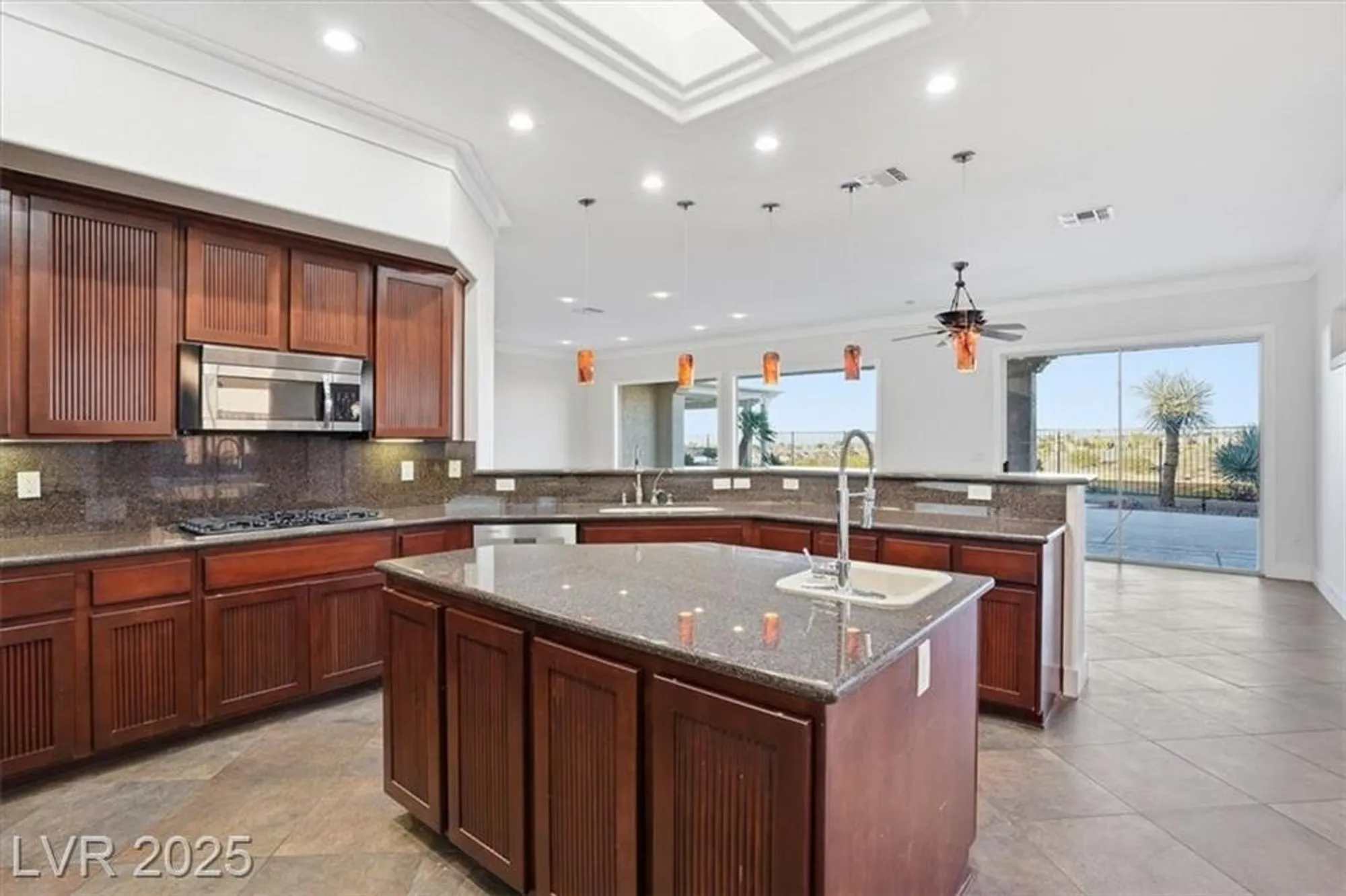Property Slideshow image 9 of 56 | 2874 hartwick pines dr, Henderson, NV, 89052