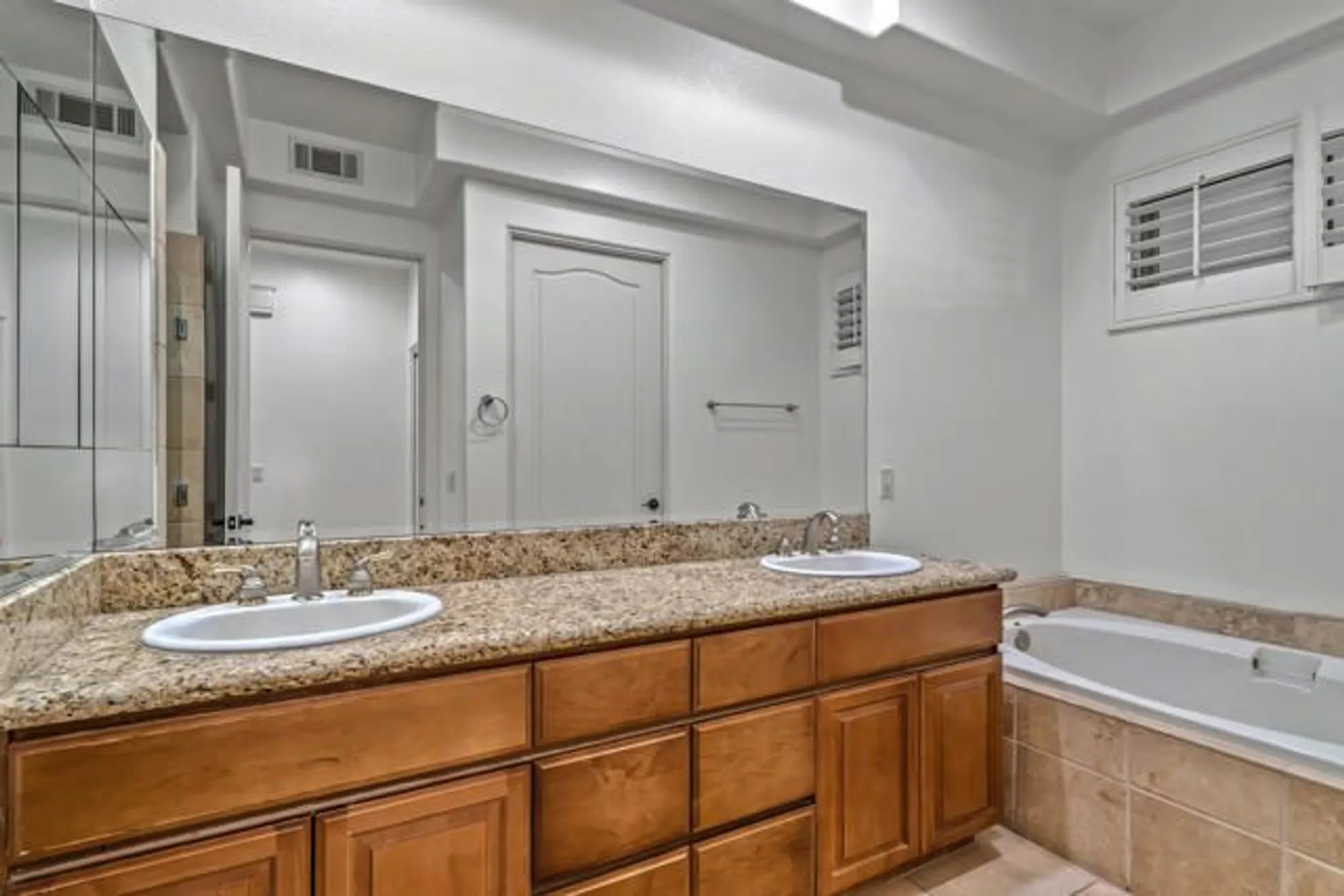 Property Slideshow image 22 of 45 | 2702 via calderia, Palm Desert, CA, 92260