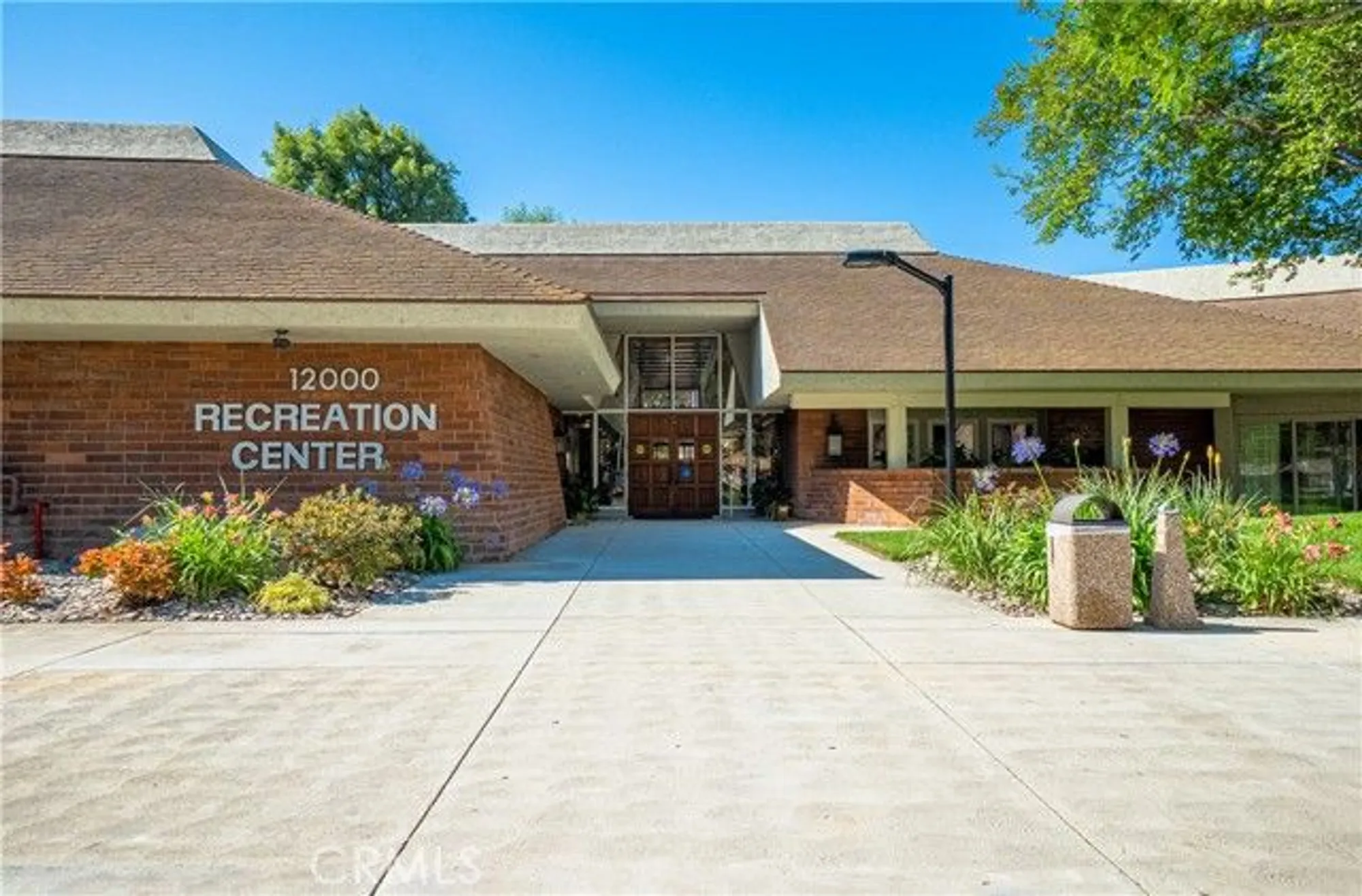 Property Slideshow image 19 of 32 | 17306 village 17, Camarillo, CA, 93012