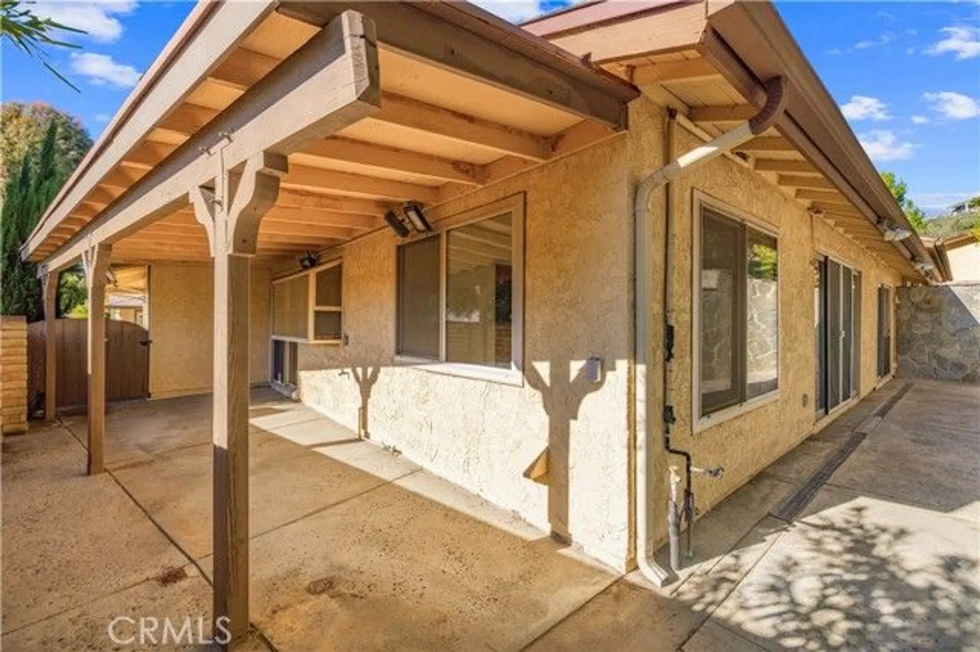 Property Slideshow image 23 of 34 | 26562 cardwick ct, Newhall, CA, 91321