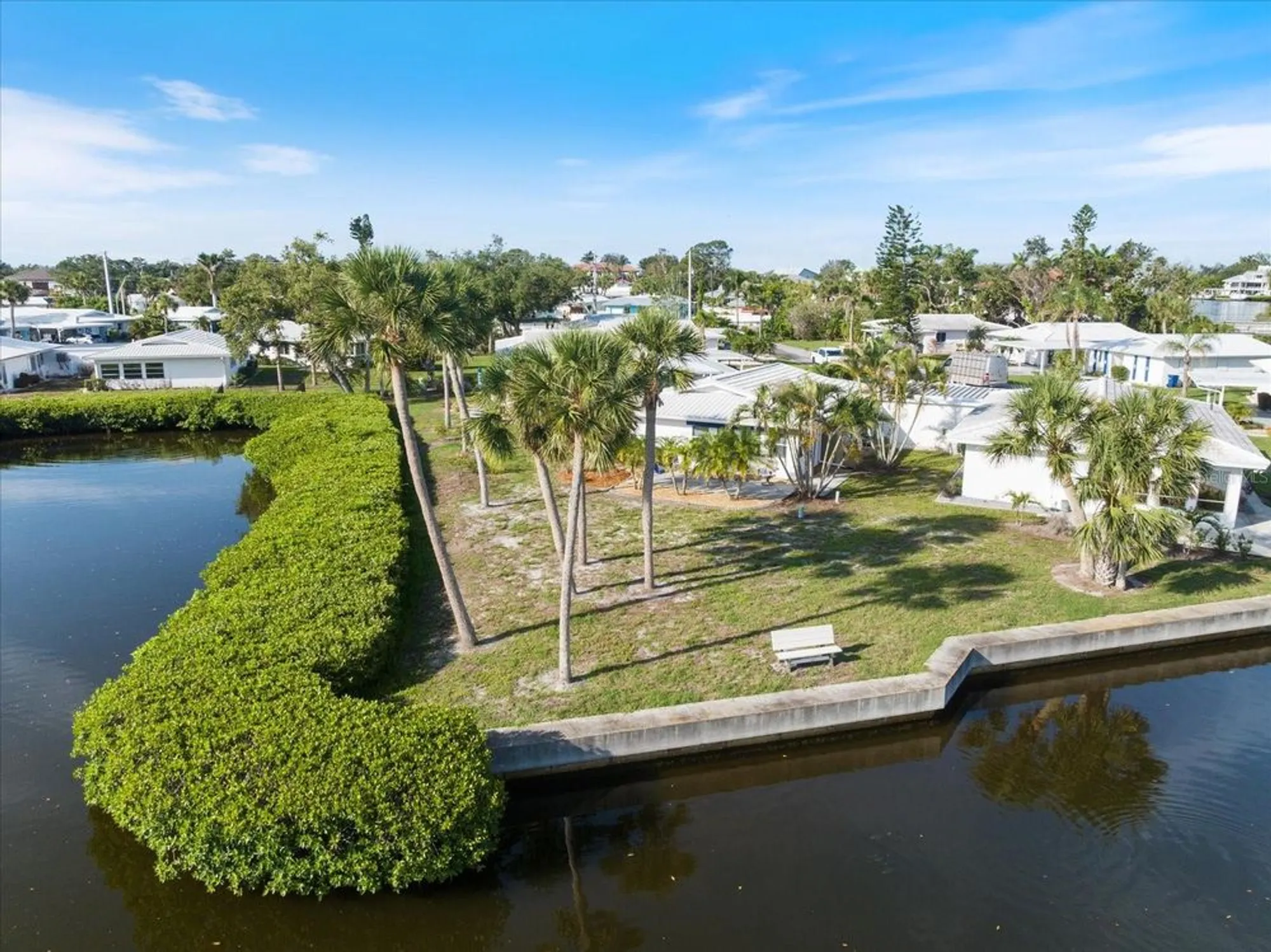 Property Slideshow image 29 of 47 | 107 clipper way # 107, Nokomis, FL, 34275
