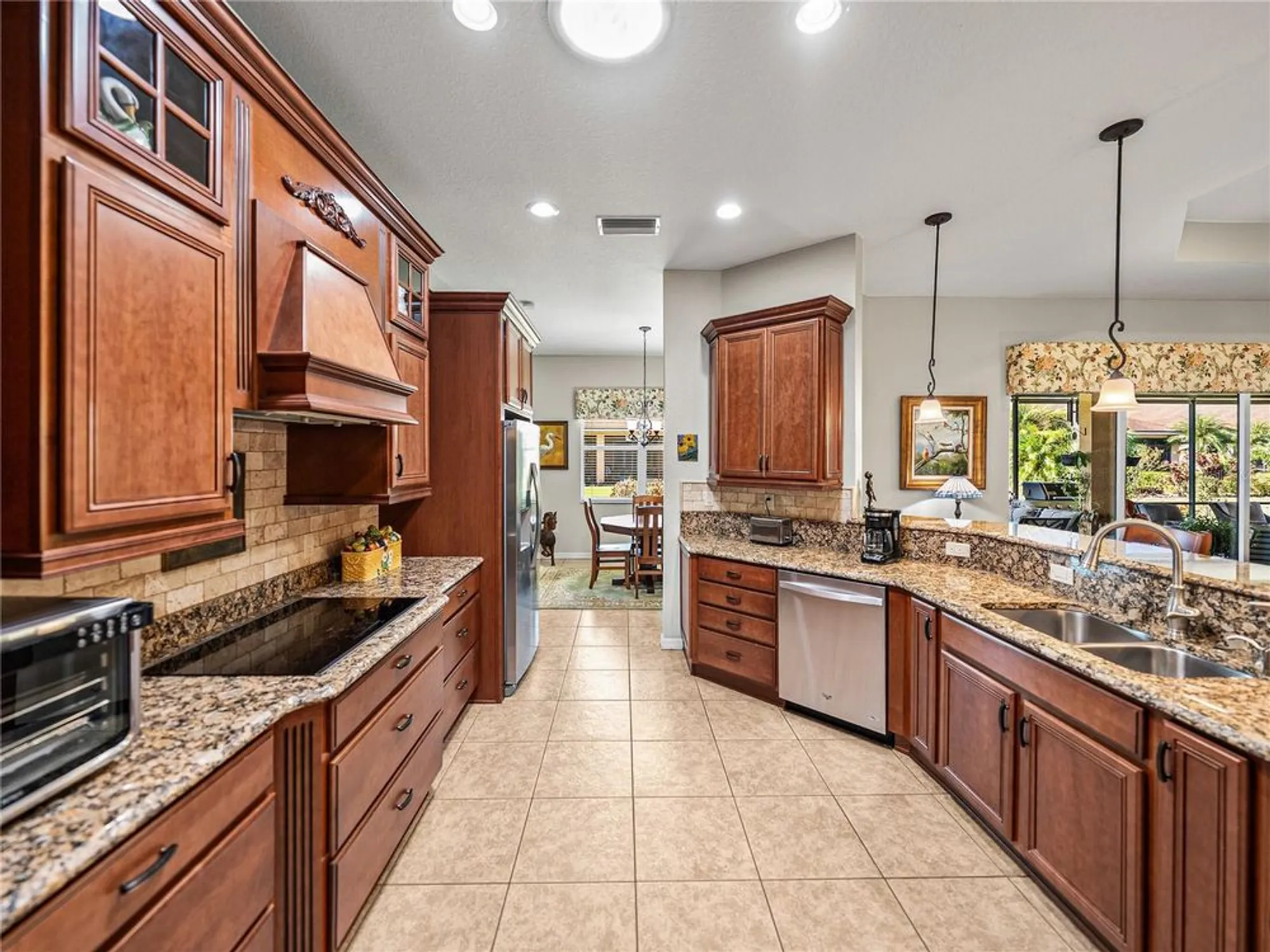 Property Slideshow image 16 of 98 | 4433 ventana ln, Lake Wales, FL, 33859