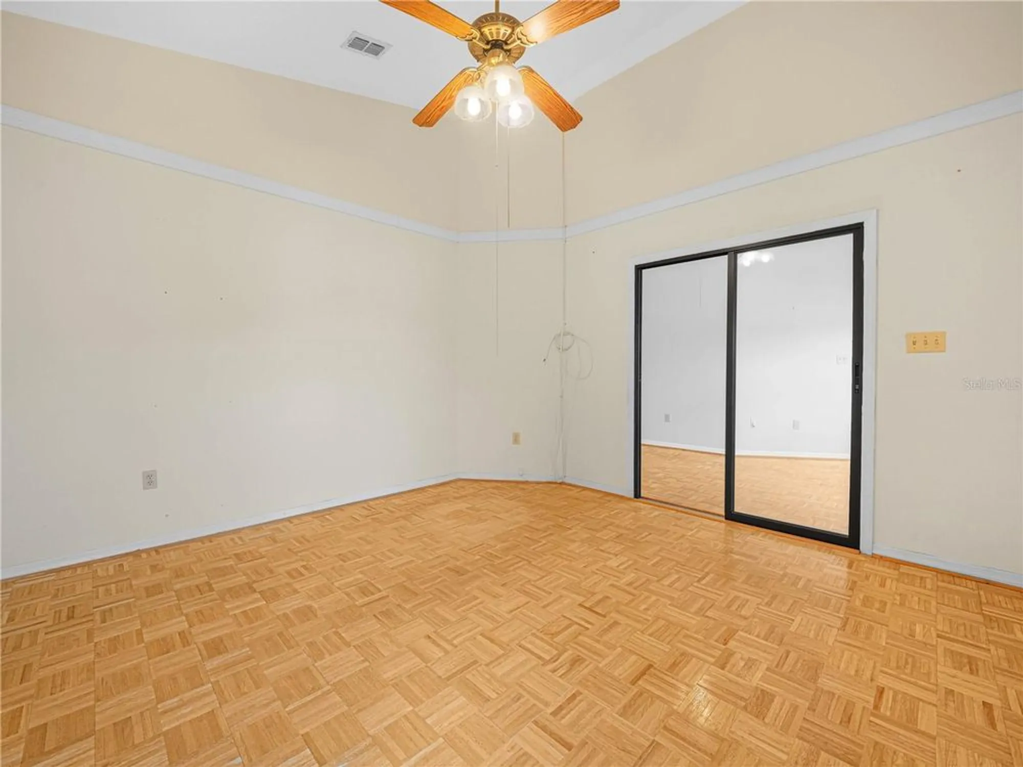 Property Slideshow image 13 of 26 | 6011 condor dr, Lakeland, FL, 33809