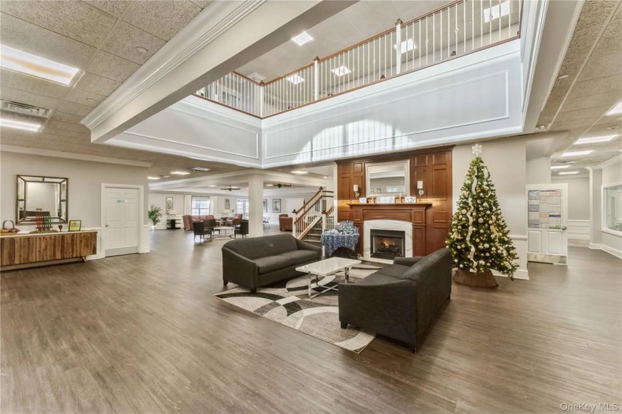 Property Slideshow image 20 of 34 | 357 spring dr, East Meadow, NY, 11554