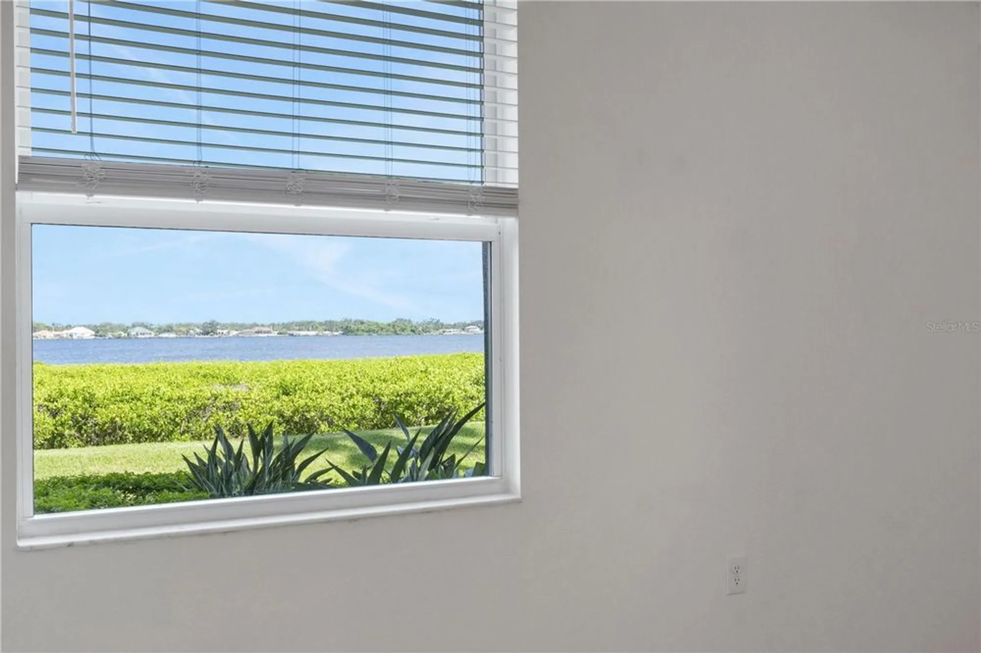 Property Slideshow image 19 of 97 | 1020 tidewater shores loop unit 108, Bradenton, FL, 34208