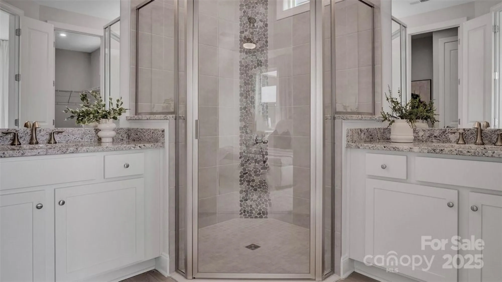 Property Slideshow image 8 of 25 | 4424 moxie way, Charlotte, NC, 28215