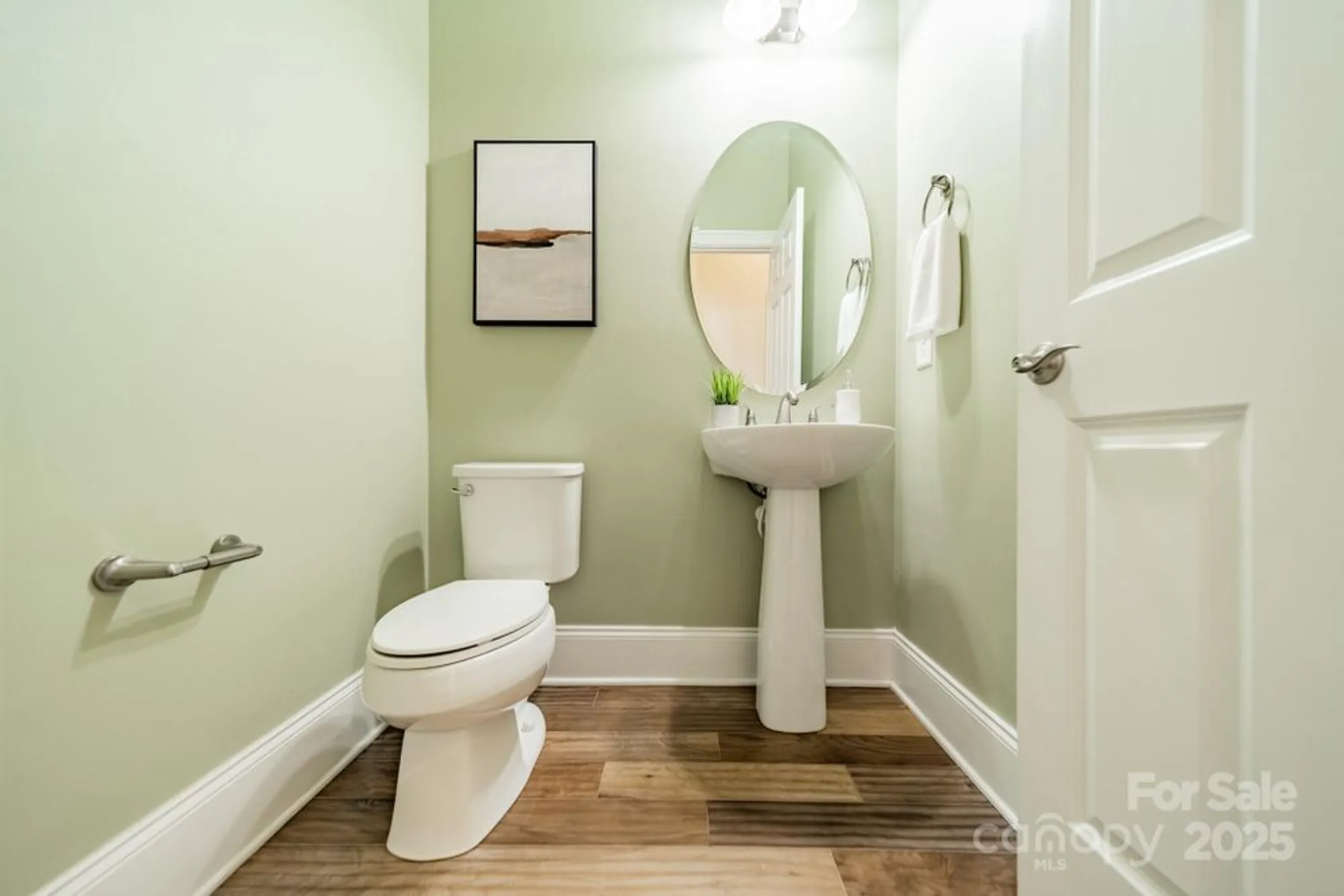 Property Slideshow image 29 of 44 | 15016 high bluff ct, Charlotte, NC, 28278