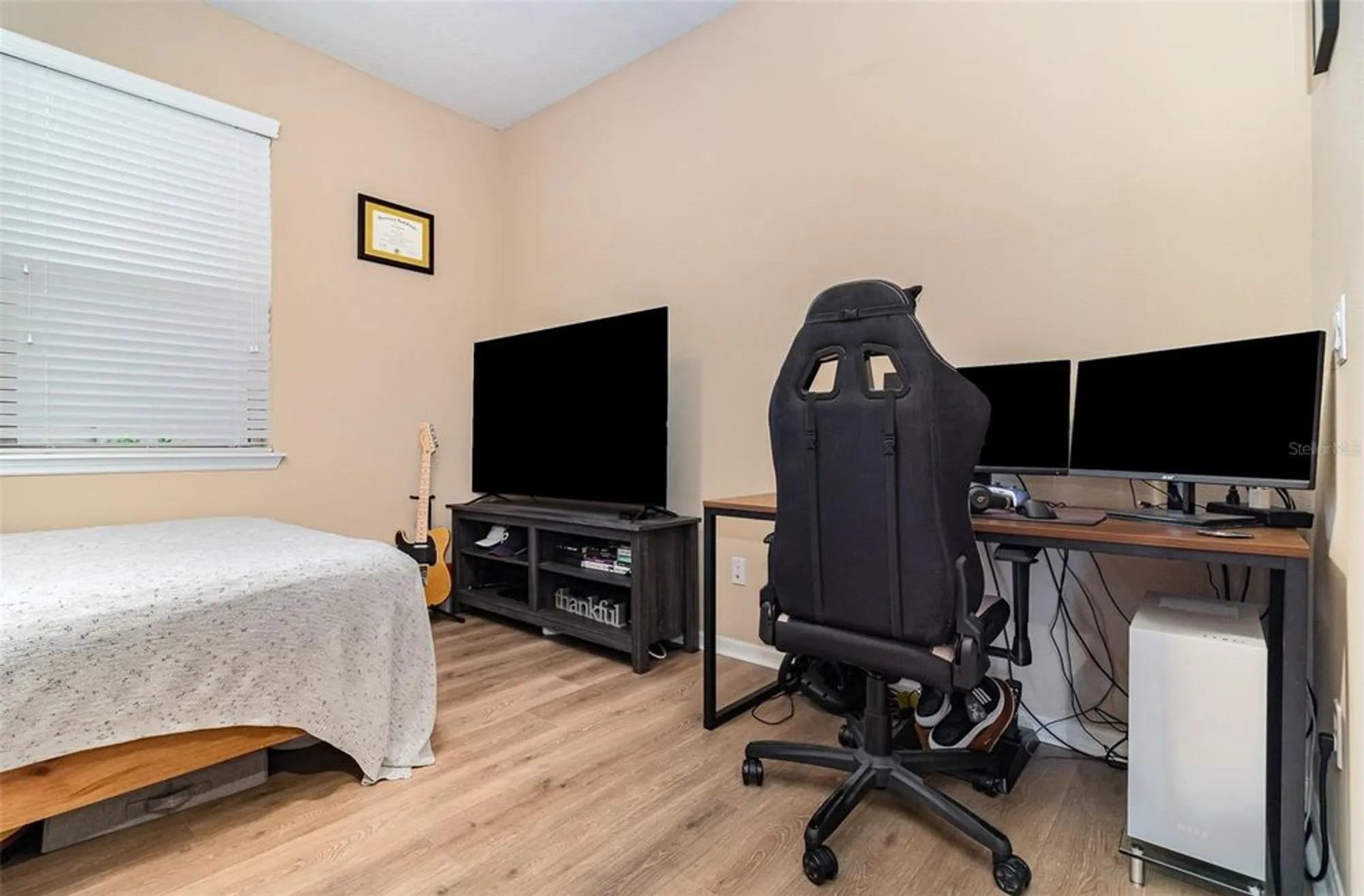 Property Slideshow image 21 of 58 | 672 cordoba dr, Davenport, FL, 33837