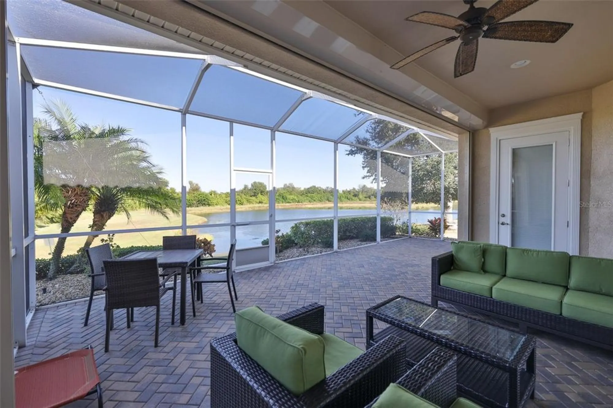 Property Slideshow image 33 of 48 | 327 noble faire dr, Sun City Center, FL, 33573