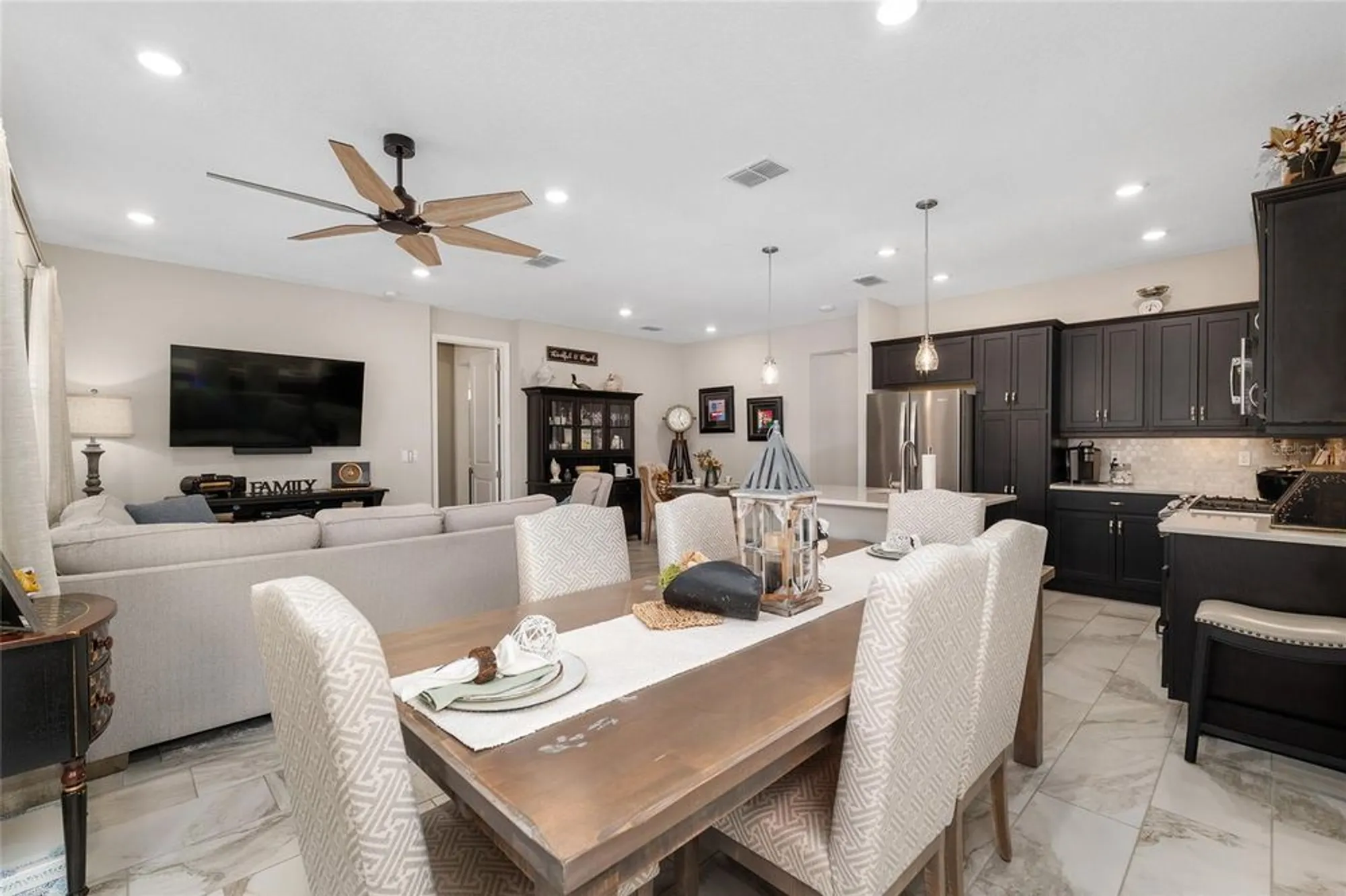Property Slideshow image 9 of 37 | 5423 nw 33rd pl, Ocala, FL, 34482