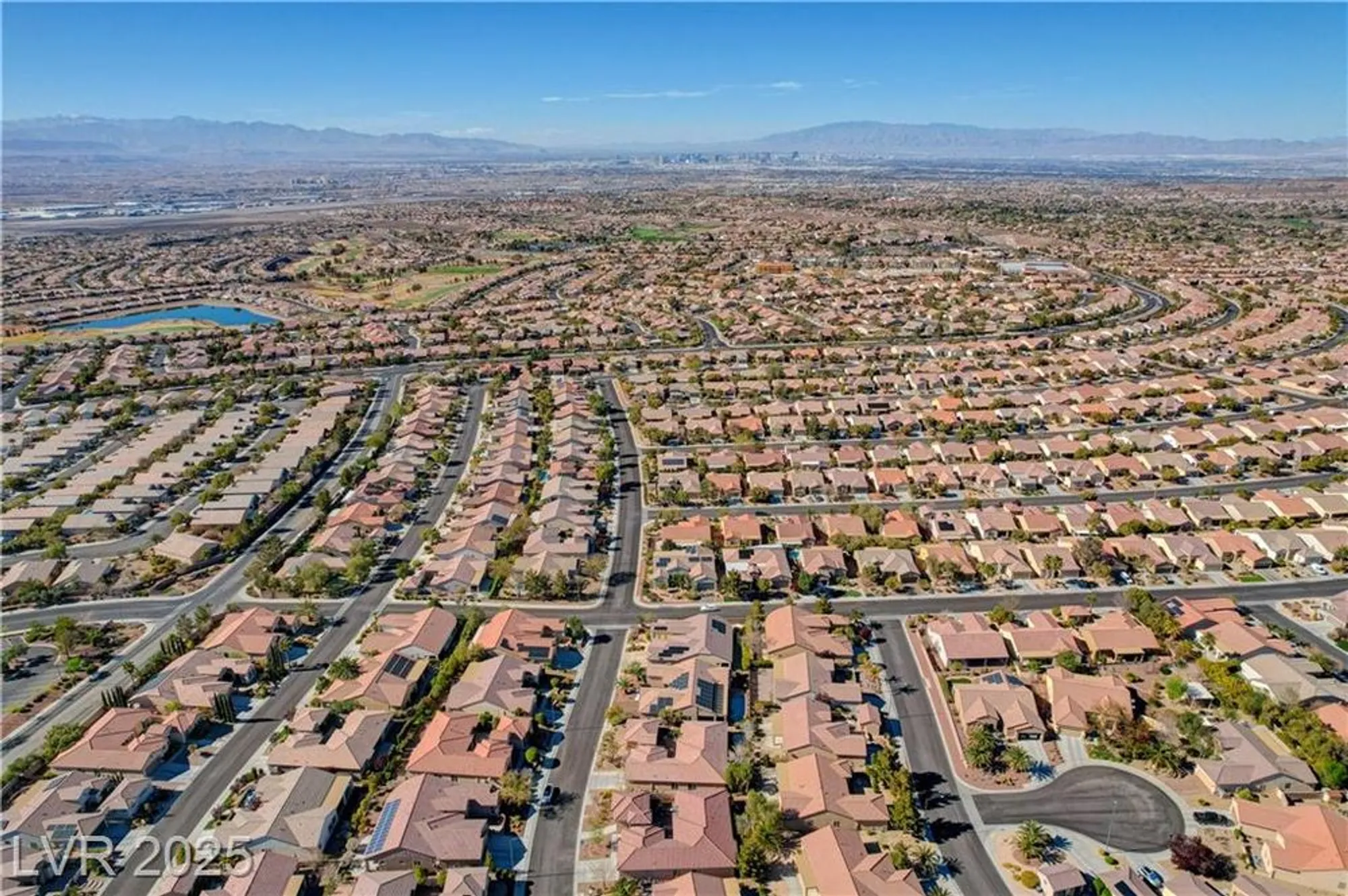 Property Slideshow image 52 of 61 | 2496 serene moon dr, Henderson, NV, 89044