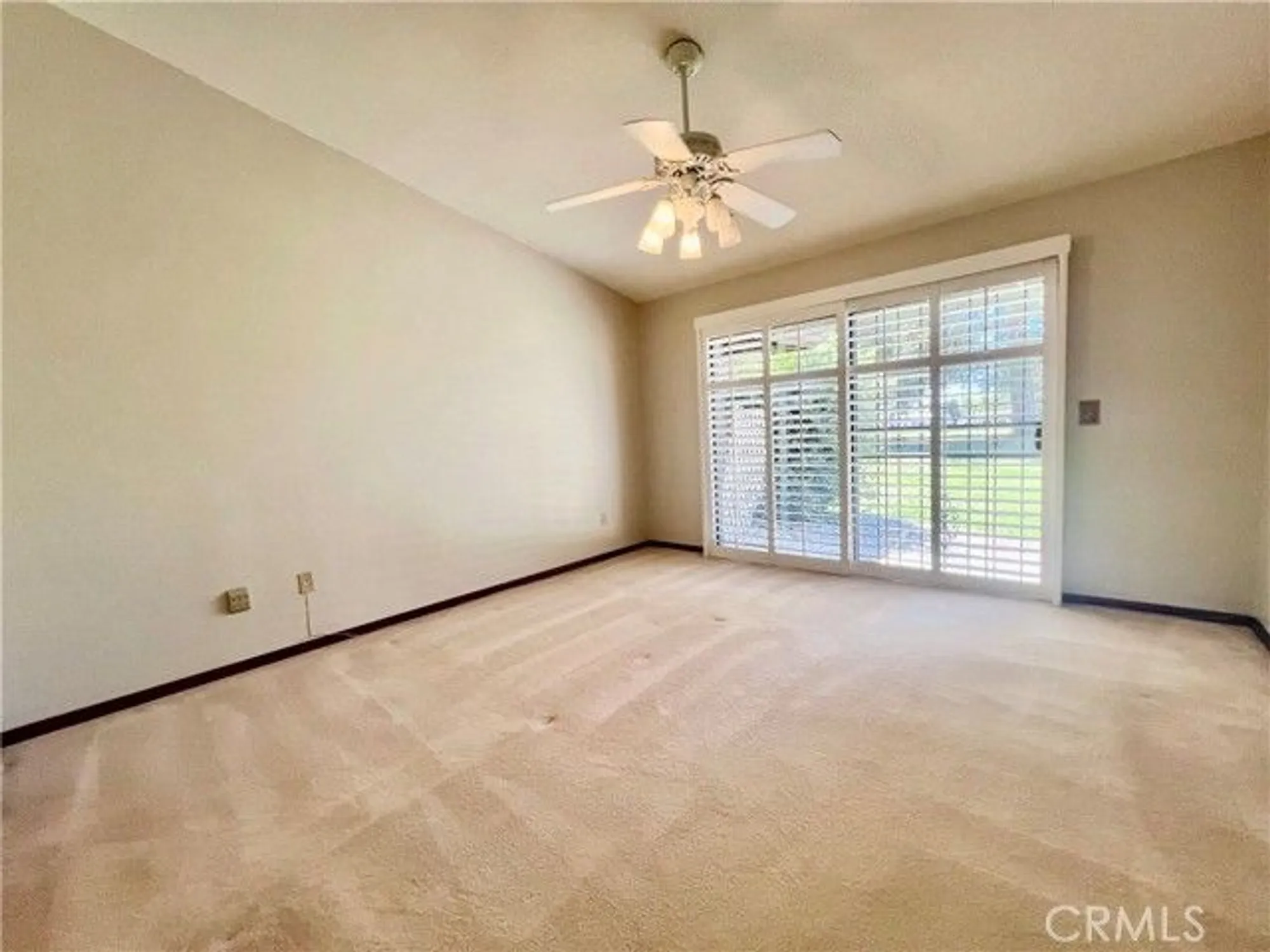 Property Slideshow image 13 of 44 | 1229 seven hills dr, Hemet, CA, 92545