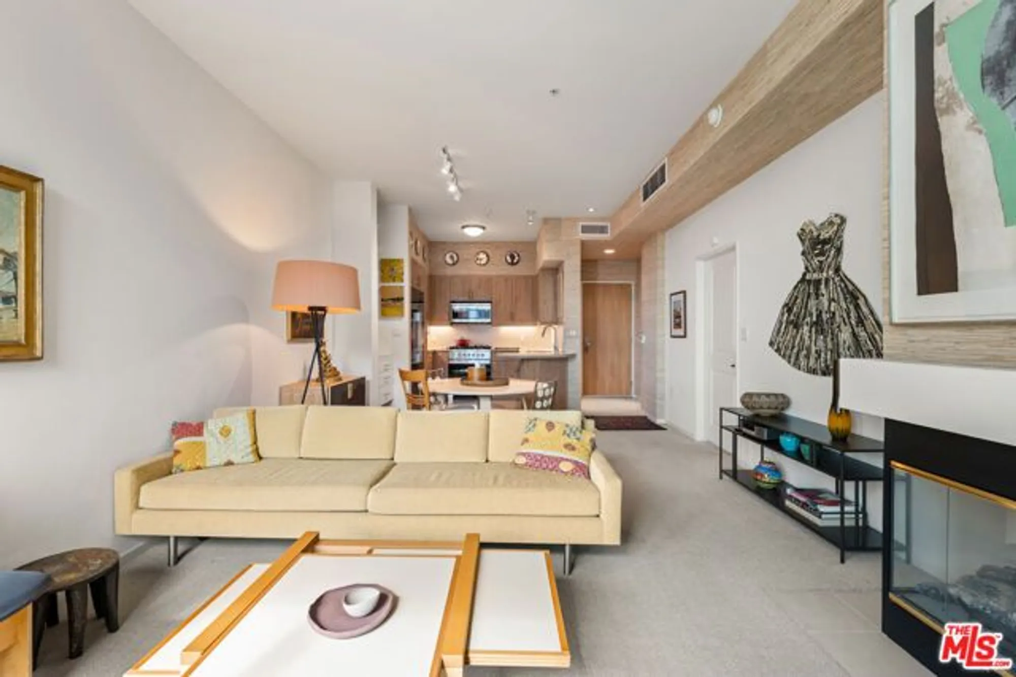 Property Slideshow image 17 of 35 | 267 s san pedro st 621, Los Angeles, CA, 90012