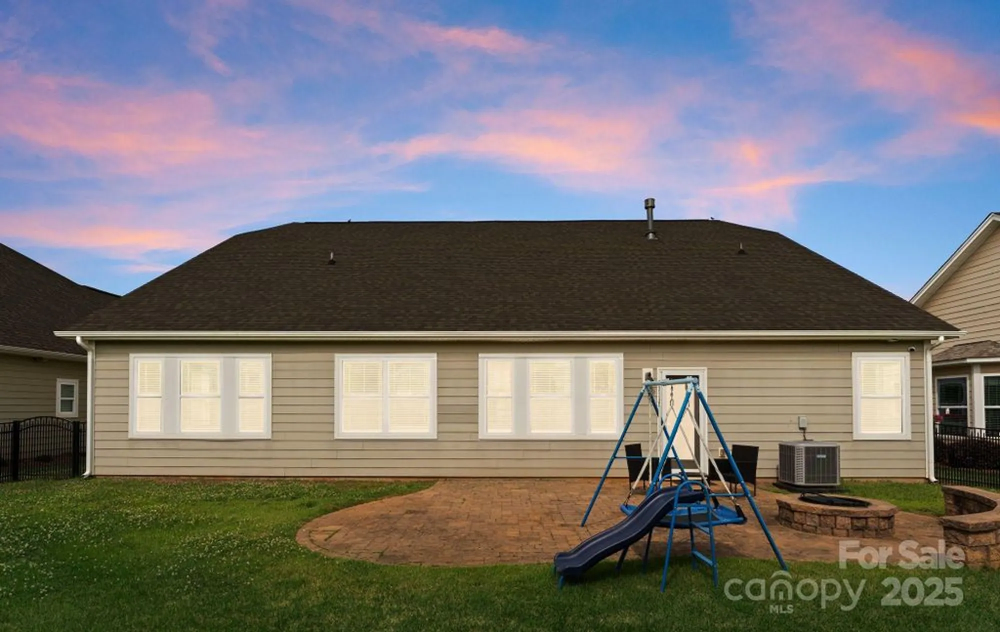 Property Slideshow image 32 of 39 | 8830 artesa mill ln, Charlotte, NC, 28214