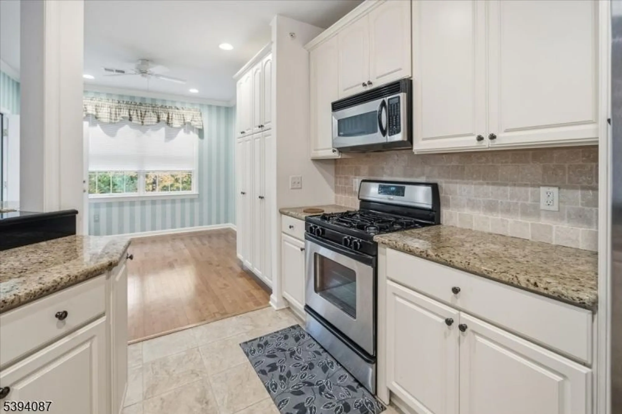 Property Slideshow image 17 of 43 | 89 ridgeview ln, Mount Arlington, NJ, 07856