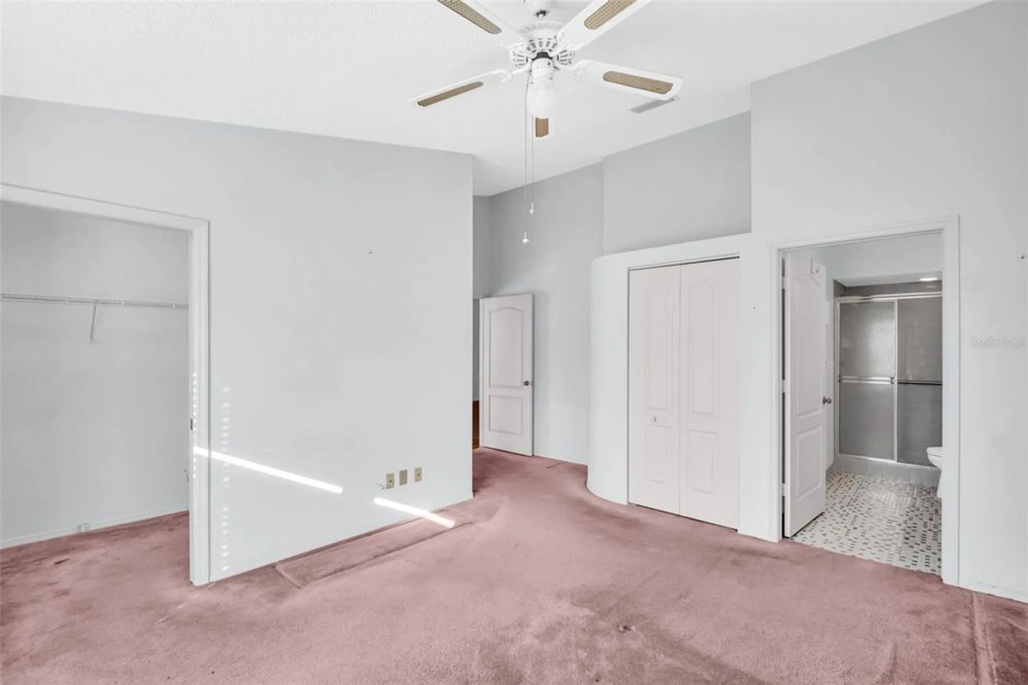 Property Slideshow image 13 of 18 | 2298 americus blvd 38, Clearwater, FL, 33763
