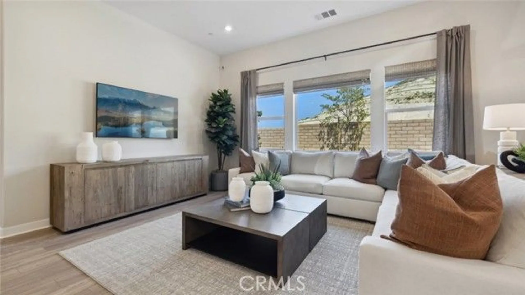 Property Slideshow image 9 of 27 | 24503 villa la sombrilla, Valencia, CA, 91354