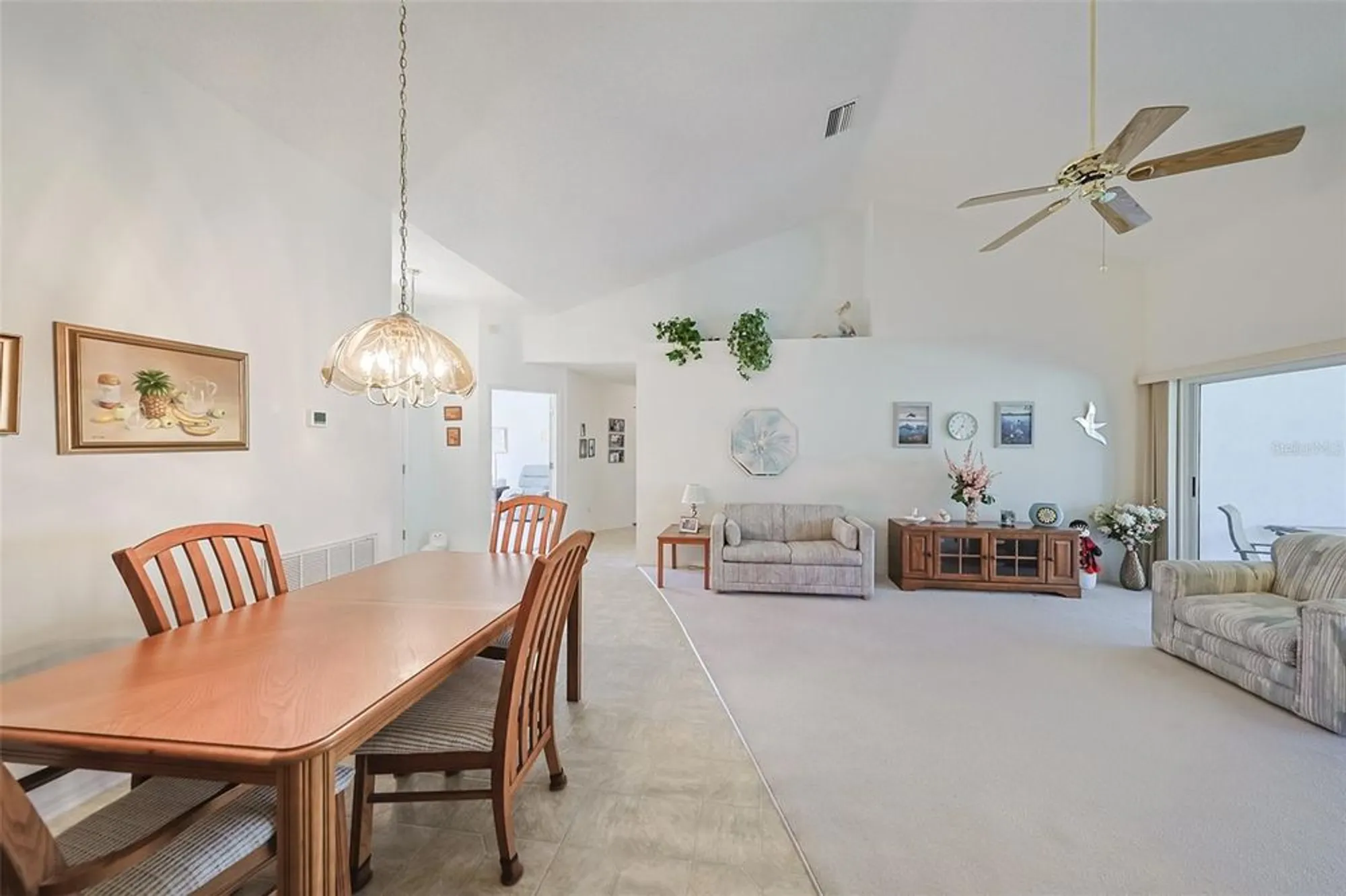 Property Slideshow image 21 of 43 | 1619 brookton green dr, Sun City Center, FL, 33573