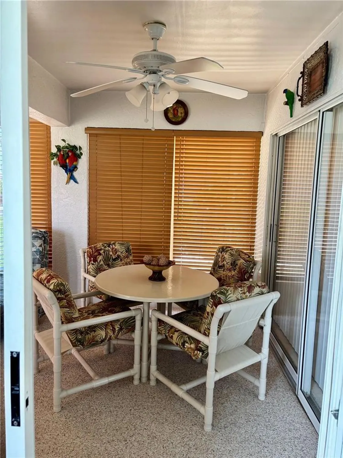 Property Slideshow image 20 of 35 | 2002 e del webb blvd, Sun City Center, FL, 33573