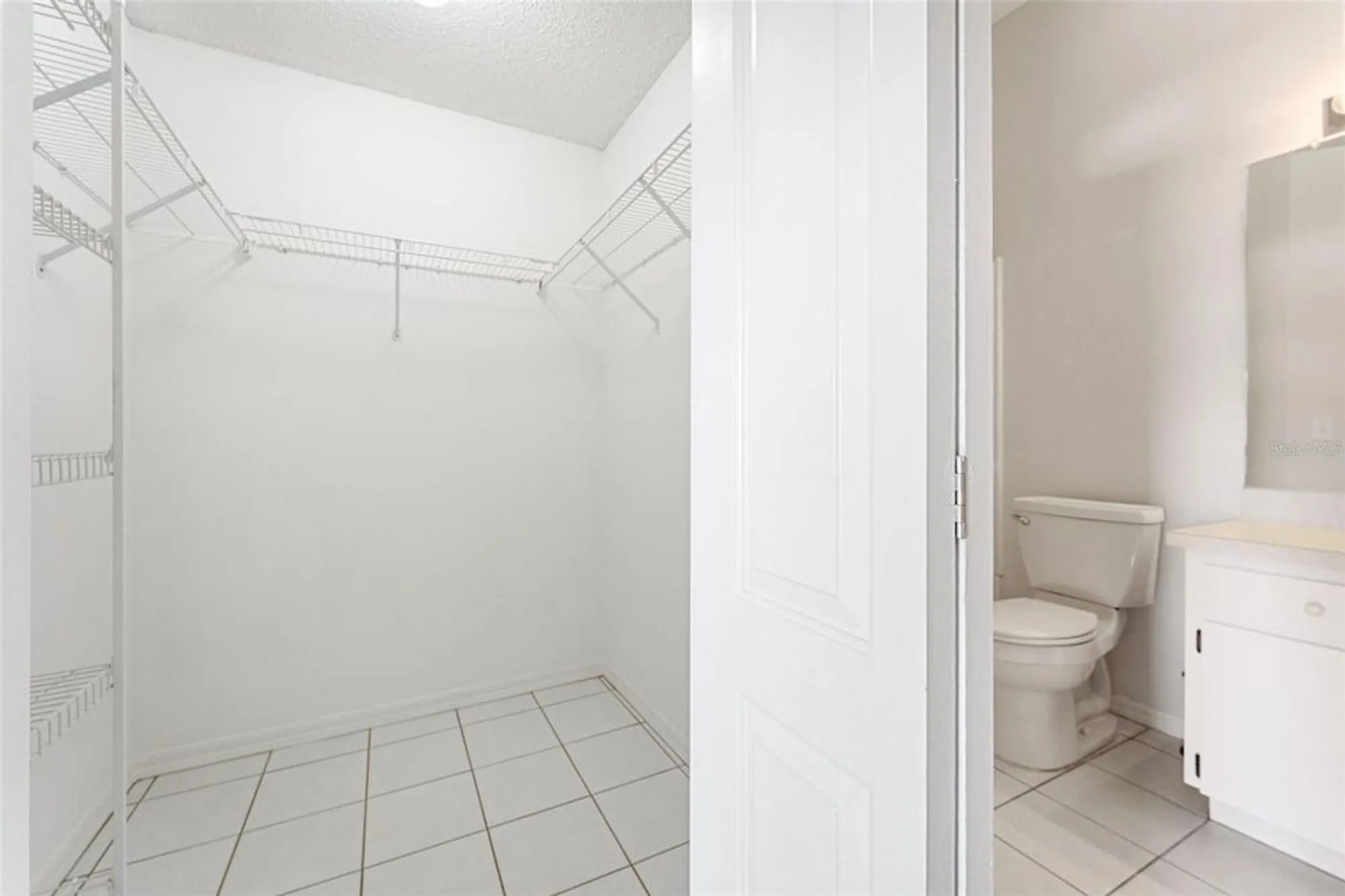 Property Slideshow image 17 of 43 | 2531 new haven cir # 2531, Sun City Center, FL, 33573