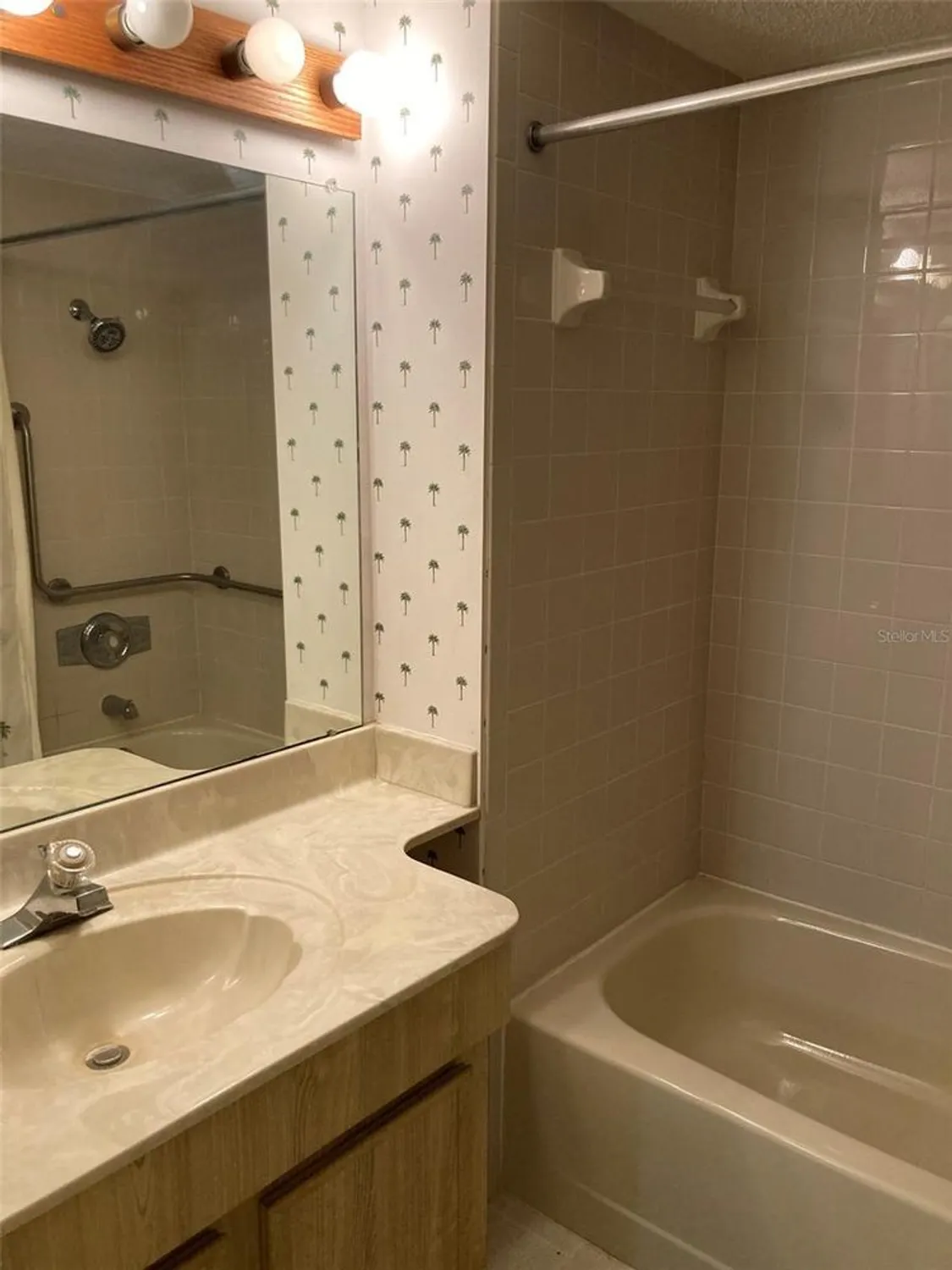 Property Slideshow image 47 of 52 | 8198 terrace garden dr n unit 211, St Petersburg, FL, 33709