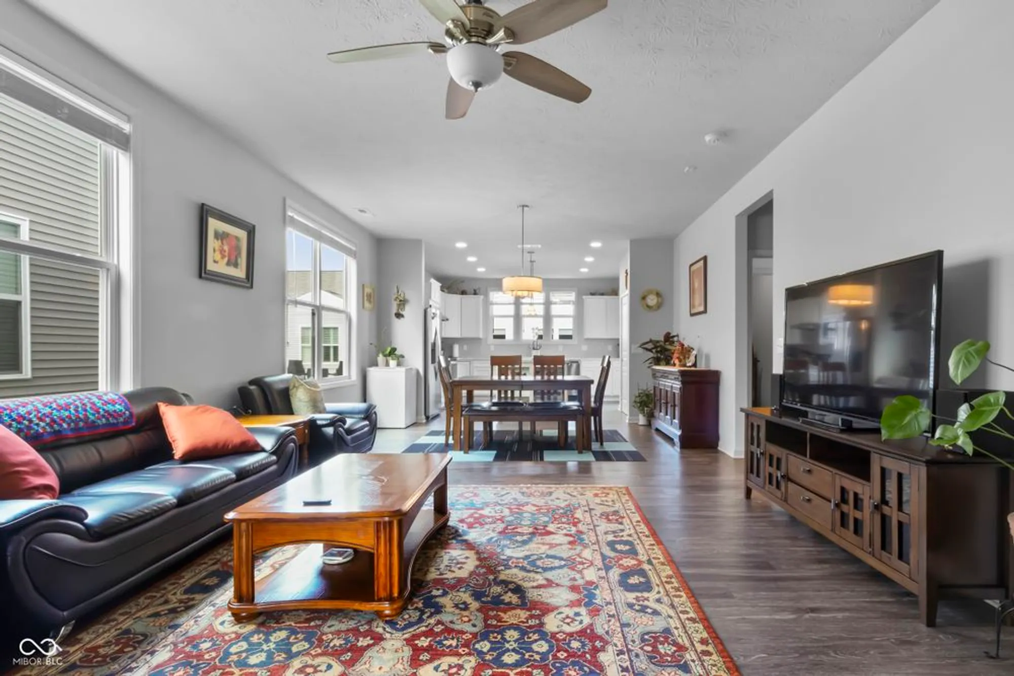 Property Slideshow image 5 of 52 | 13456 ravenswood trl, Fishers, IN, 46037