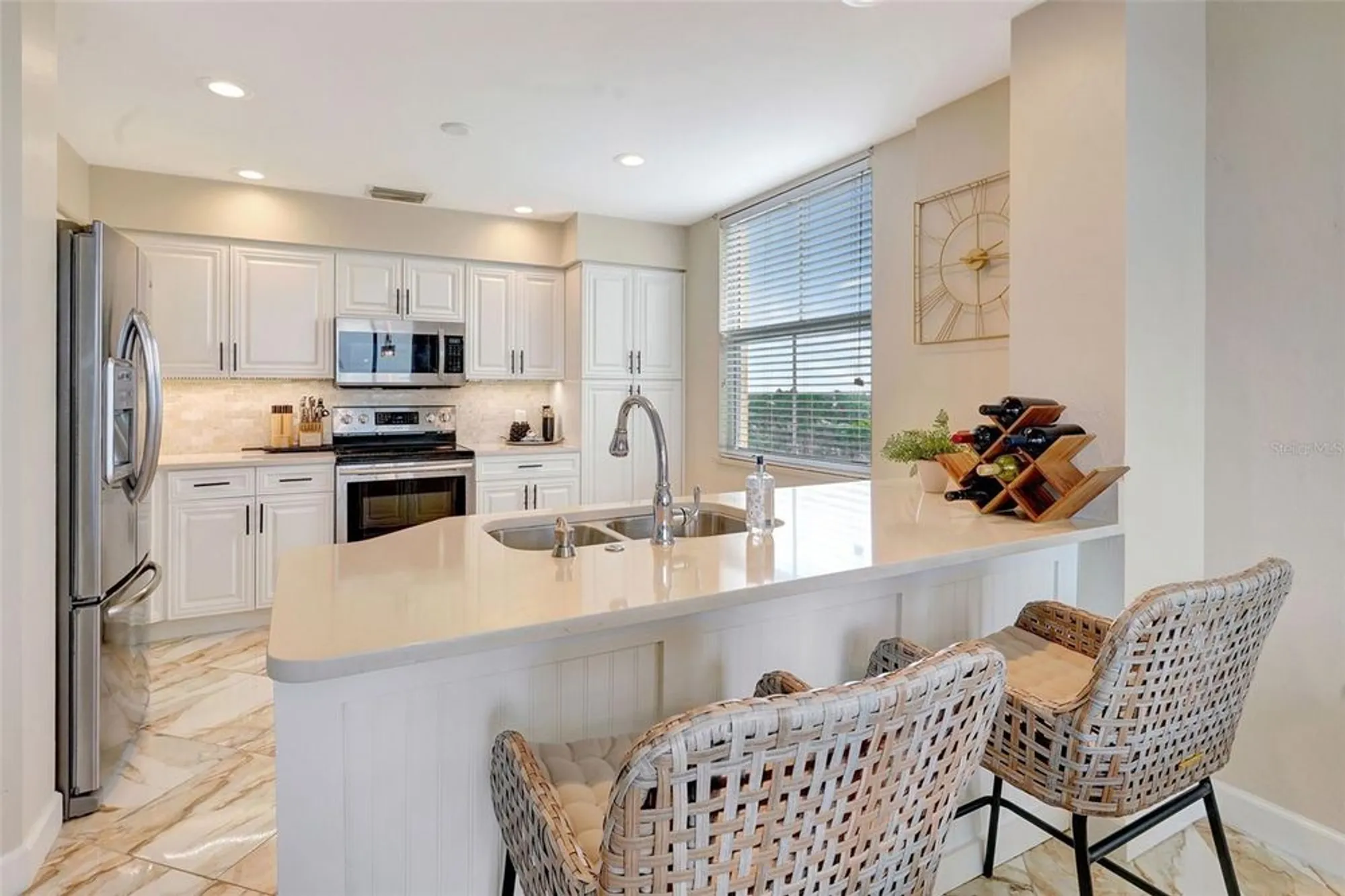 Property Slideshow image 6 of 32 | 2060 matecumbe key rd unit 2501, Punta Gorda, FL, 33955