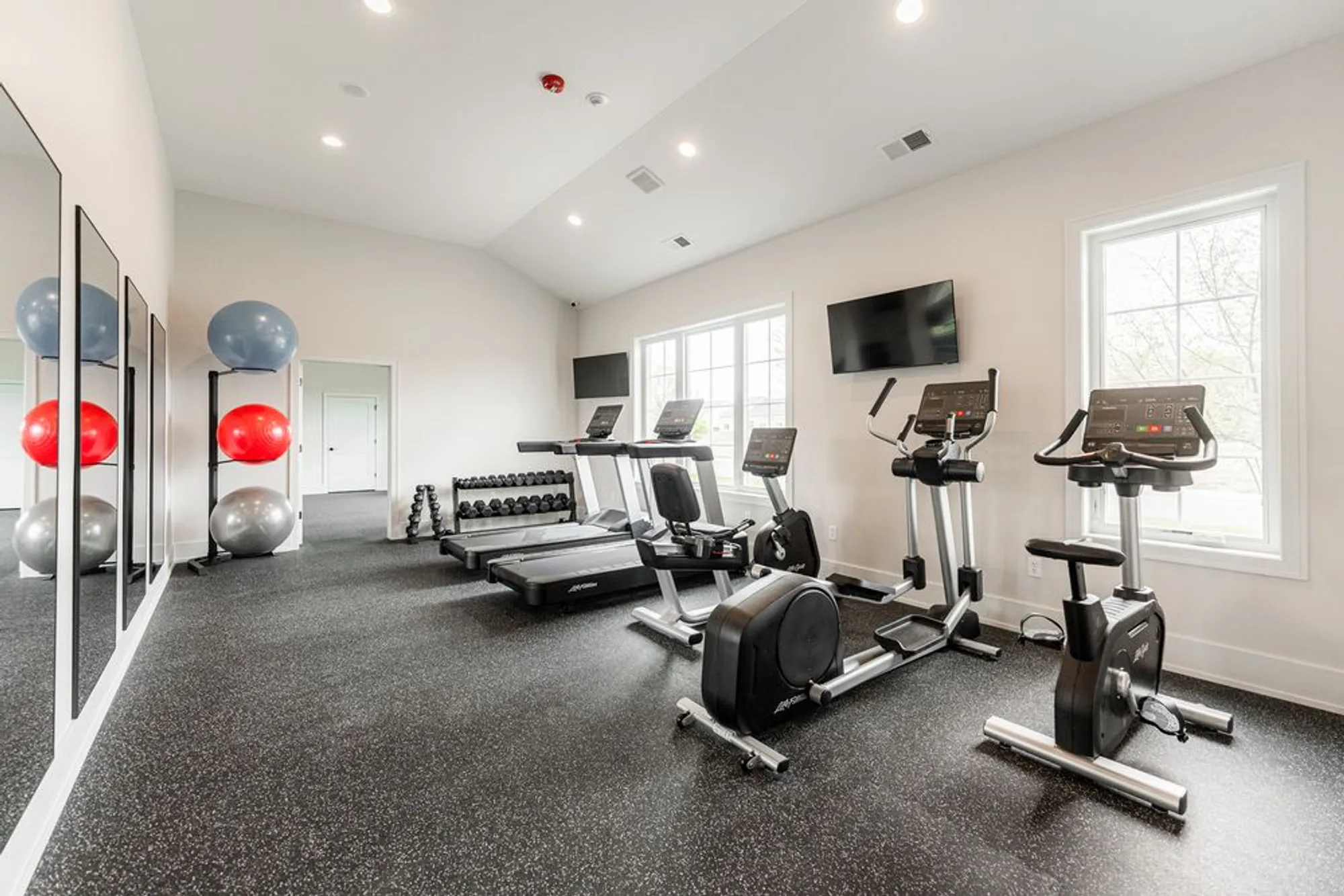 Property Slideshow image 48 of 57 | 45 briden ln 45, Sycamore, IL, 60178