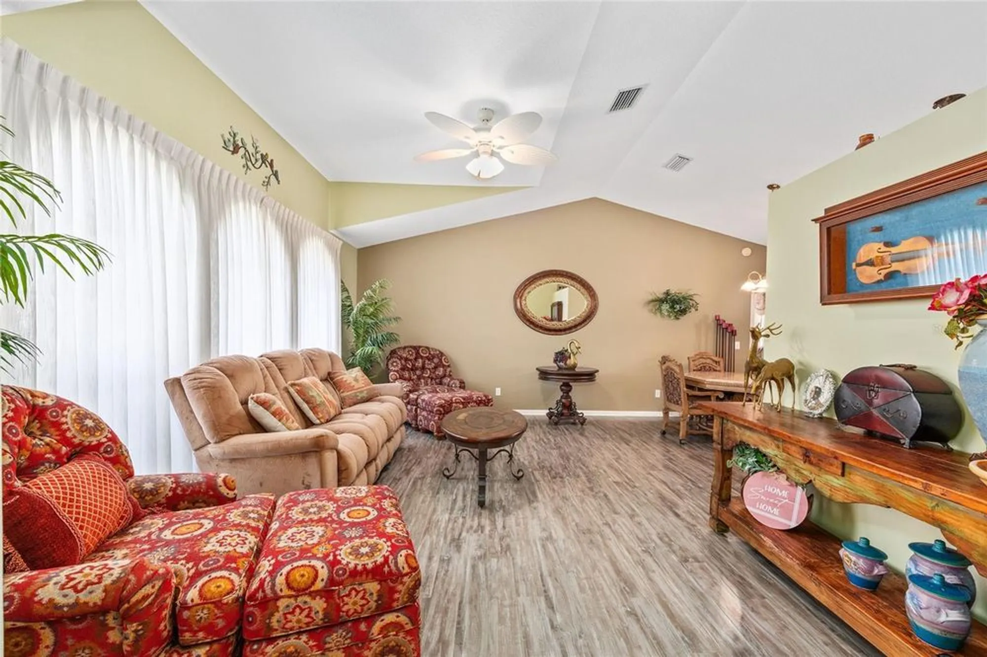 Property Slideshow image 9 of 49 | 5140 nw 25th loop, Ocala, FL, 34482