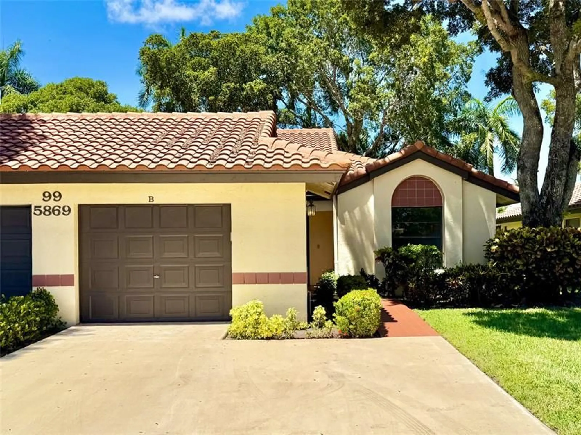 Property Slideshow image 1 of 51 | 5869 sunswept ln b, Boynton Beach, FL, 33437