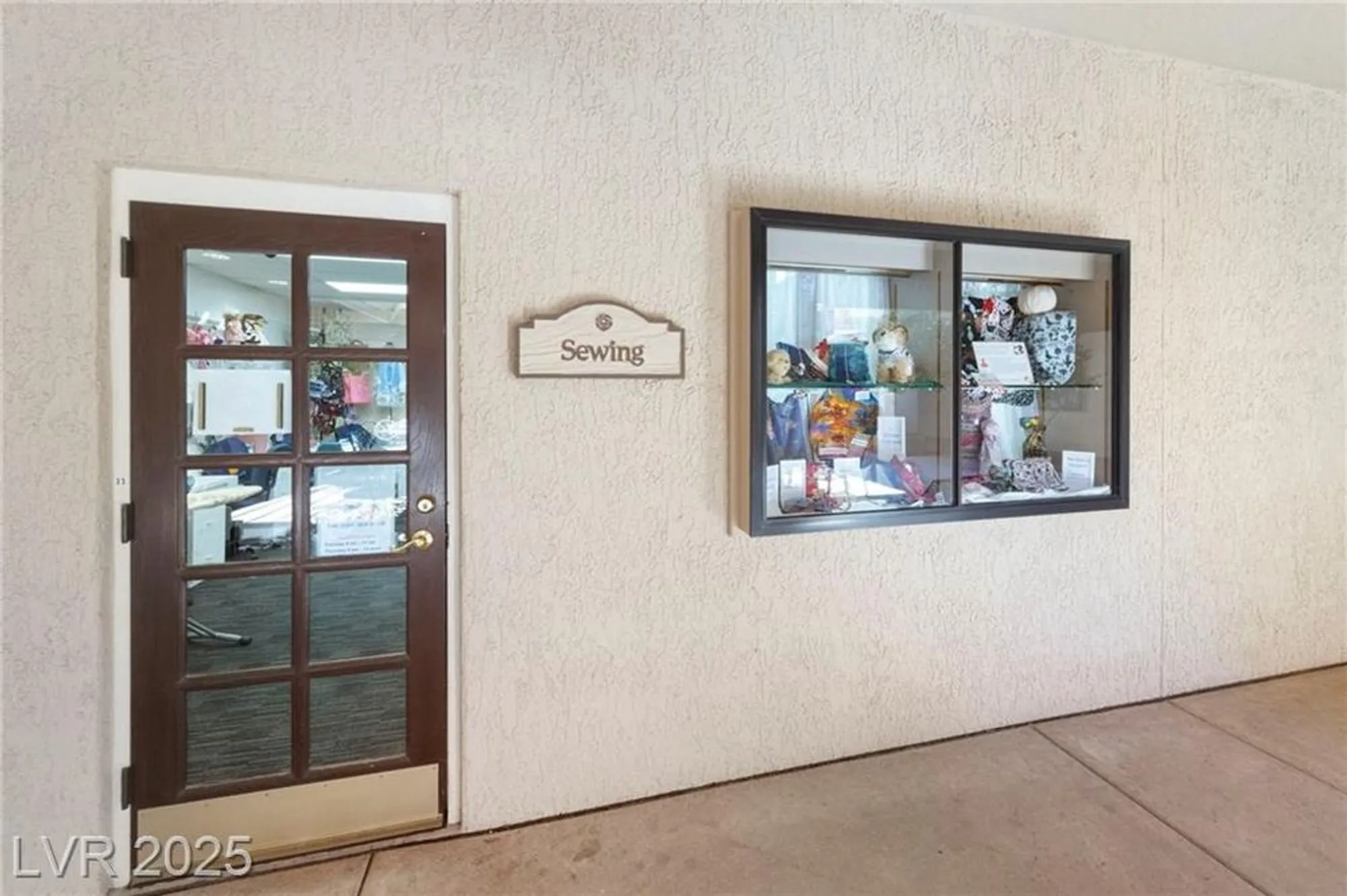 Property Slideshow image 45 of 72 | 2925 lotus hill dr, Las Vegas, NV, 89134