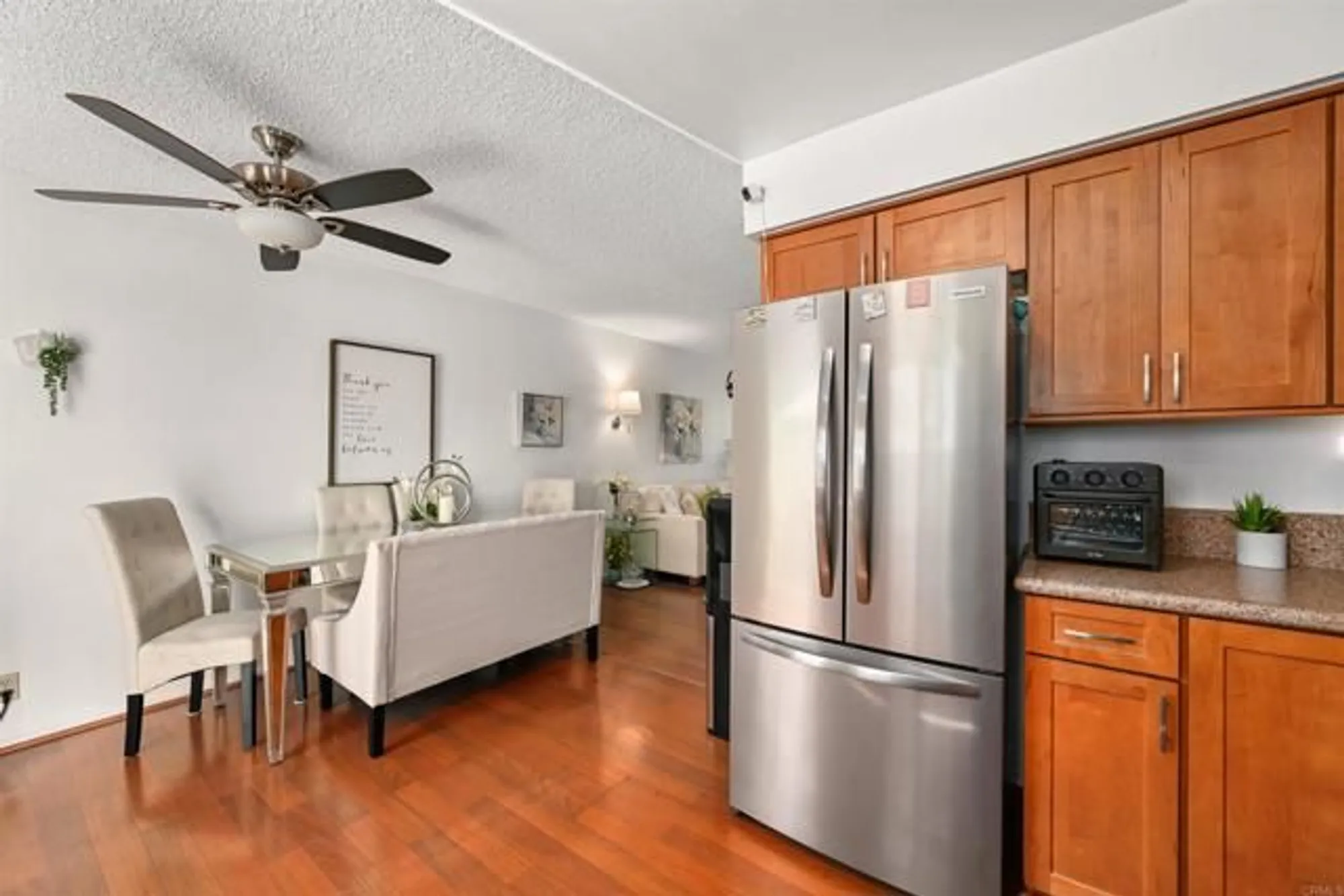 Property Slideshow image 12 of 29 | 3594 pear blossom dr, Oceanside, CA, 92057