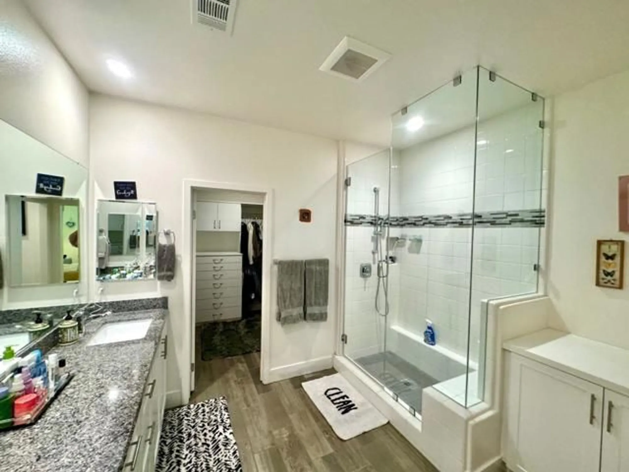 Property Slideshow image 21 of 43 | 82570 e mccarroll dr, Indio, CA, 92201