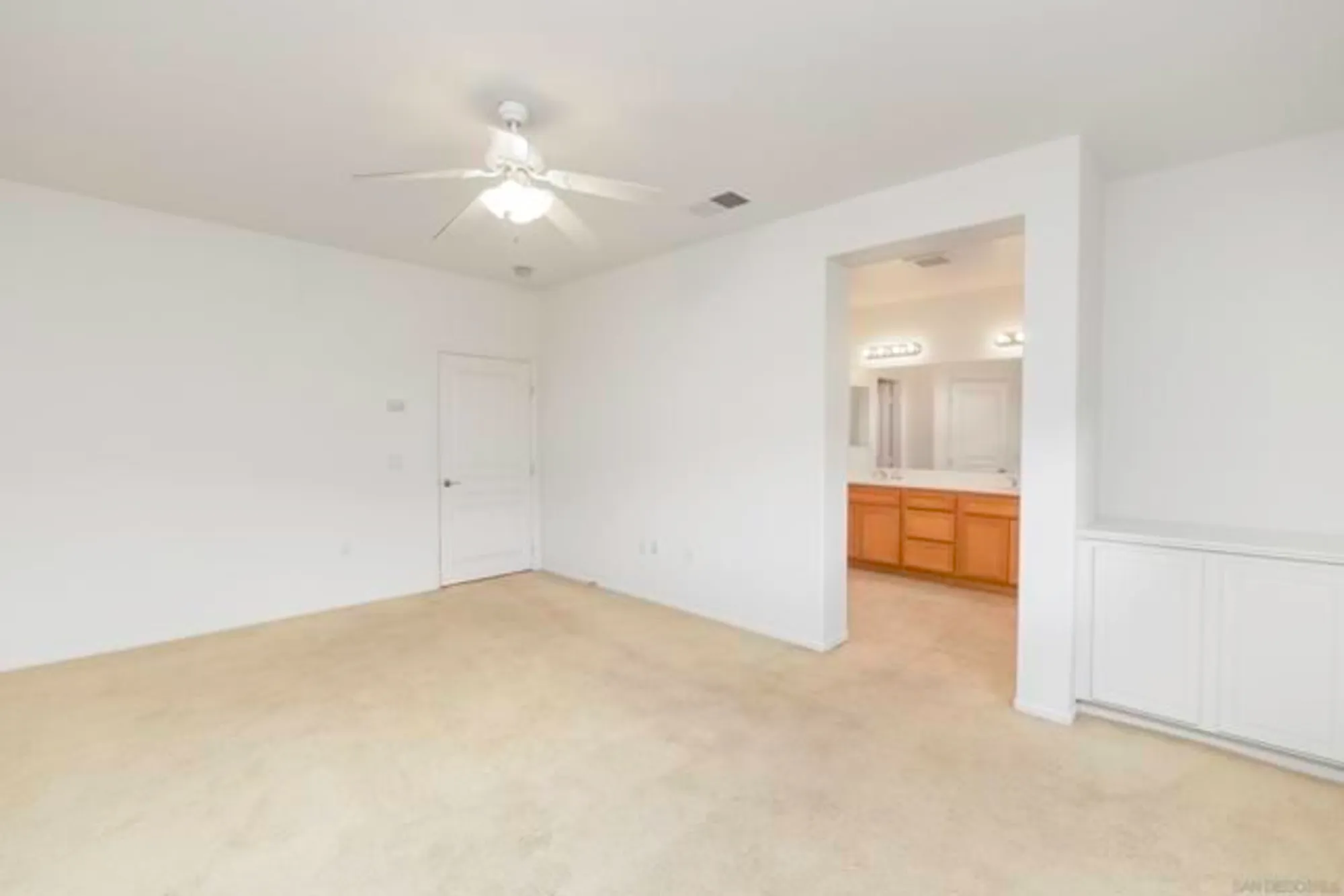 Property Slideshow image 22 of 47 | 1645 beaver crk a, Beaumont, CA, 92223