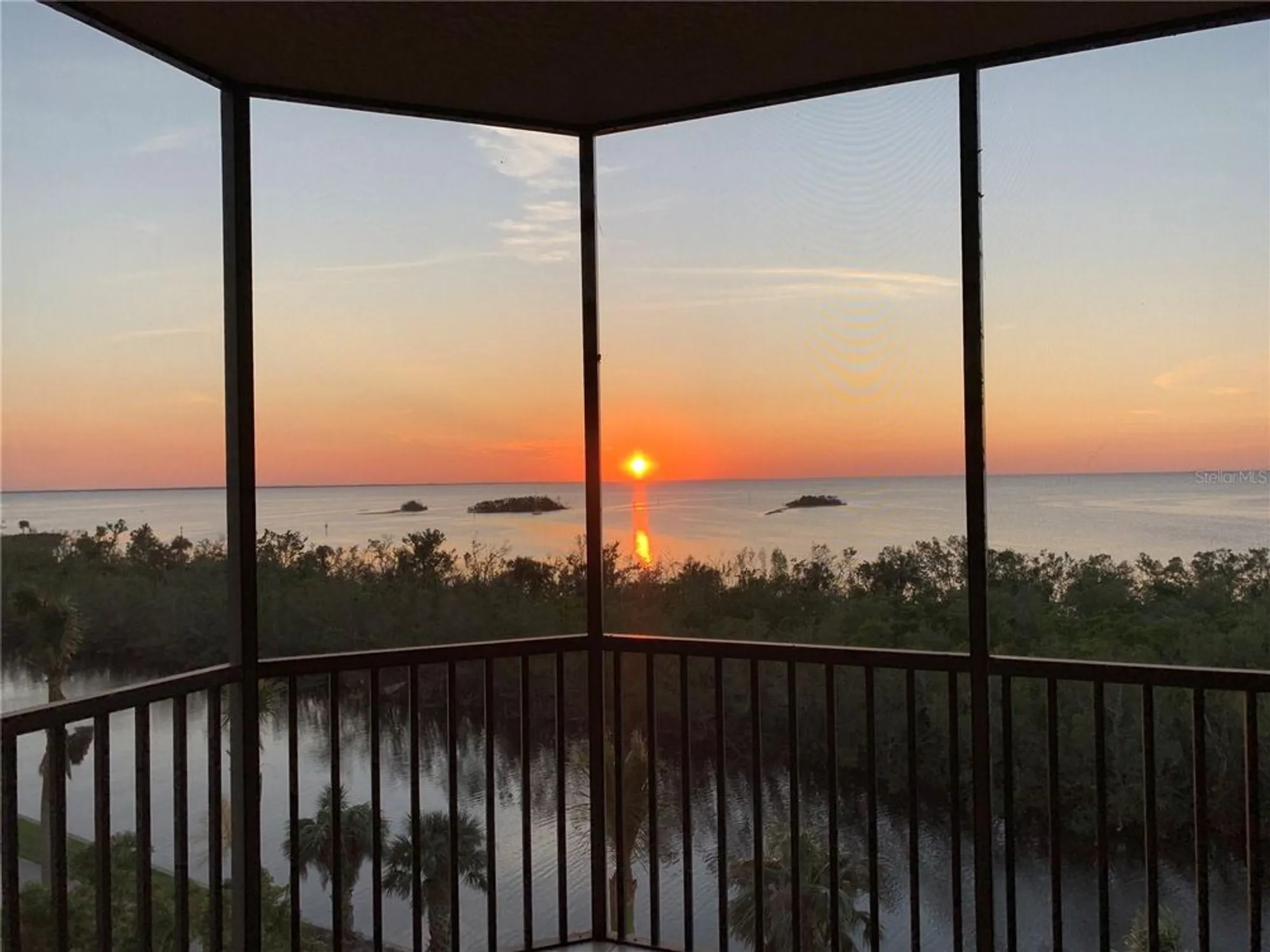 Property Slideshow image 7 of 73 | 3329 sunset key cir 401, Punta Gorda, FL, 33955