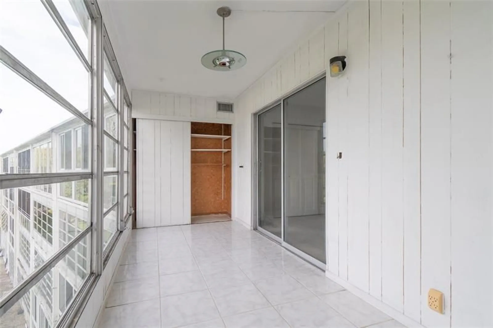 Property Slideshow image 18 of 18 | 4035 cambridge b # 4035, Deerfield Beach, FL, 33442