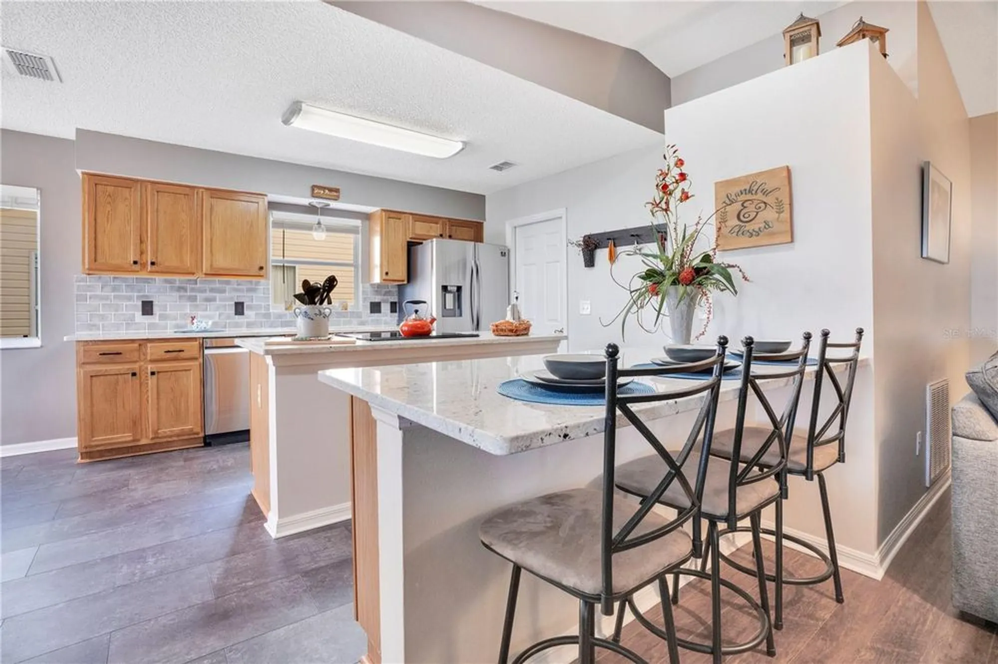 Property Slideshow image 8 of 48 | 725 timbercrest dr, Leesburg, FL, 34748