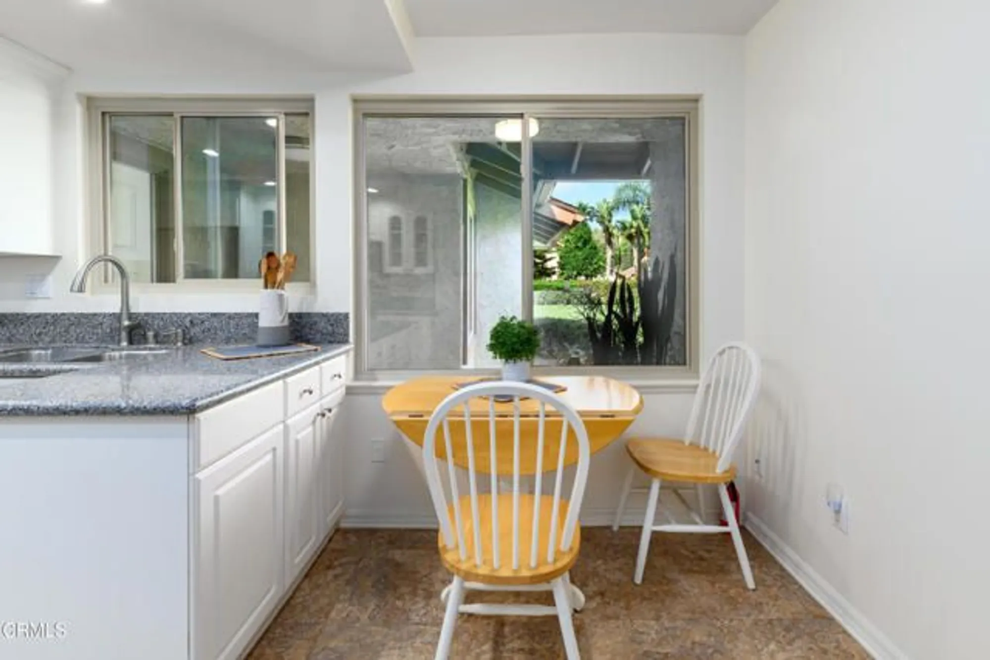 Property Slideshow image 26 of 42 | 33229 village 33, Camarillo, CA, 93012