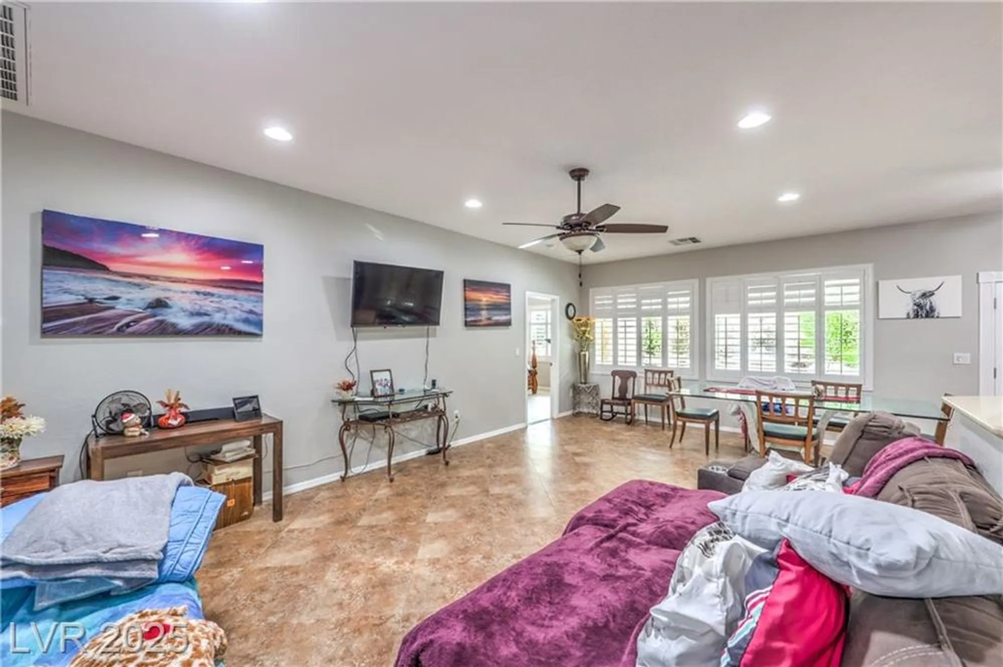 Property Slideshow image 9 of 37 | 2413 hamonah dr, Henderson, NV, 89044