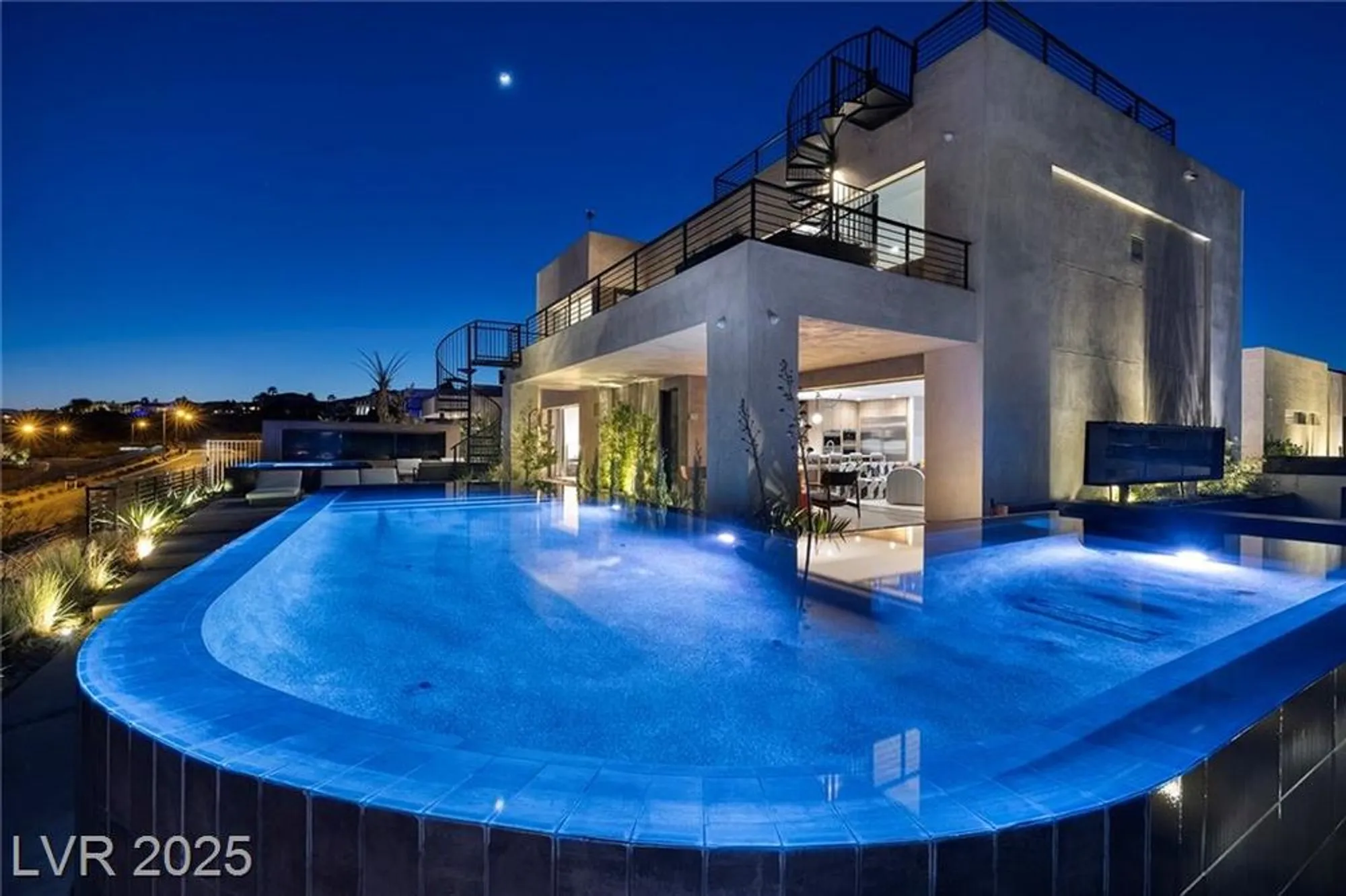 Property Slideshow image 48 of 70 | 32 highland cove ln, Henderson, NV, 89011